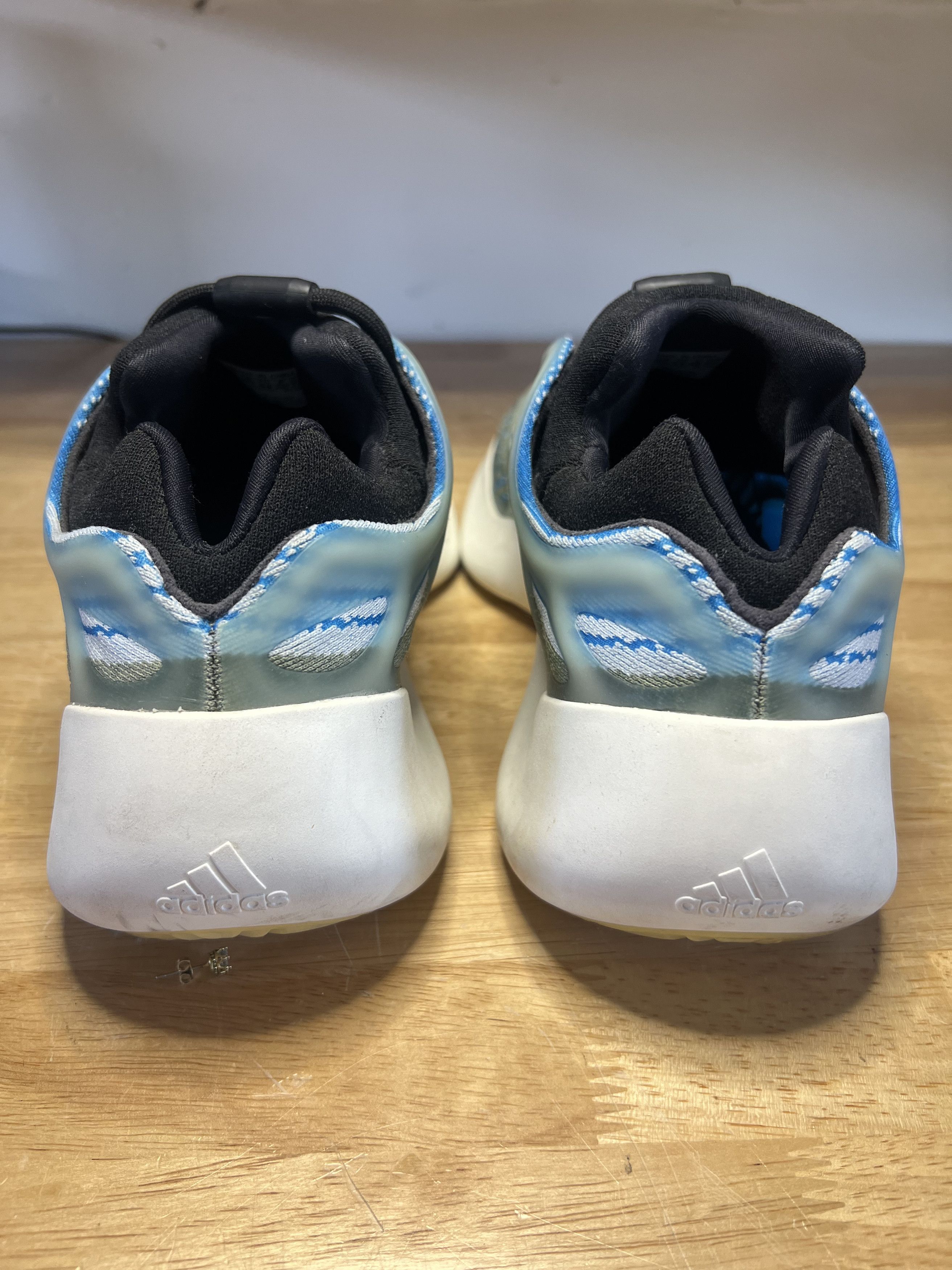 Adidas adidas Yeezy 700 V3 Arzareth (Blue) - US Mens Size 9.5 Size US 9.5 / EU 42-43 - 4 Thumbnail