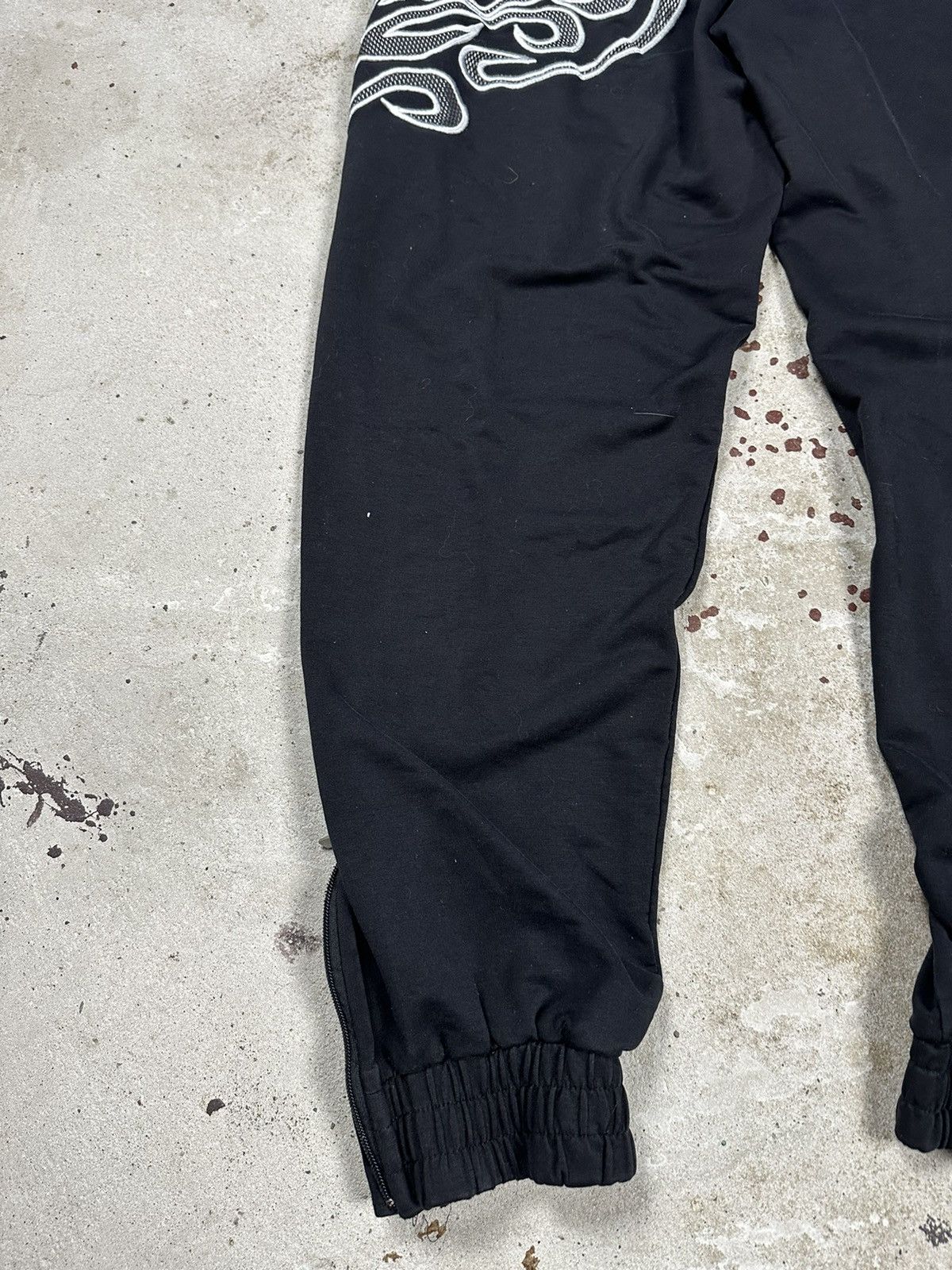 Karl Kani × Vintage Vintage Y2K Karl Kani Baggy Sweatpants Big Embroidery Logo Size US 34 / EU 50 - 10 Thumbnail