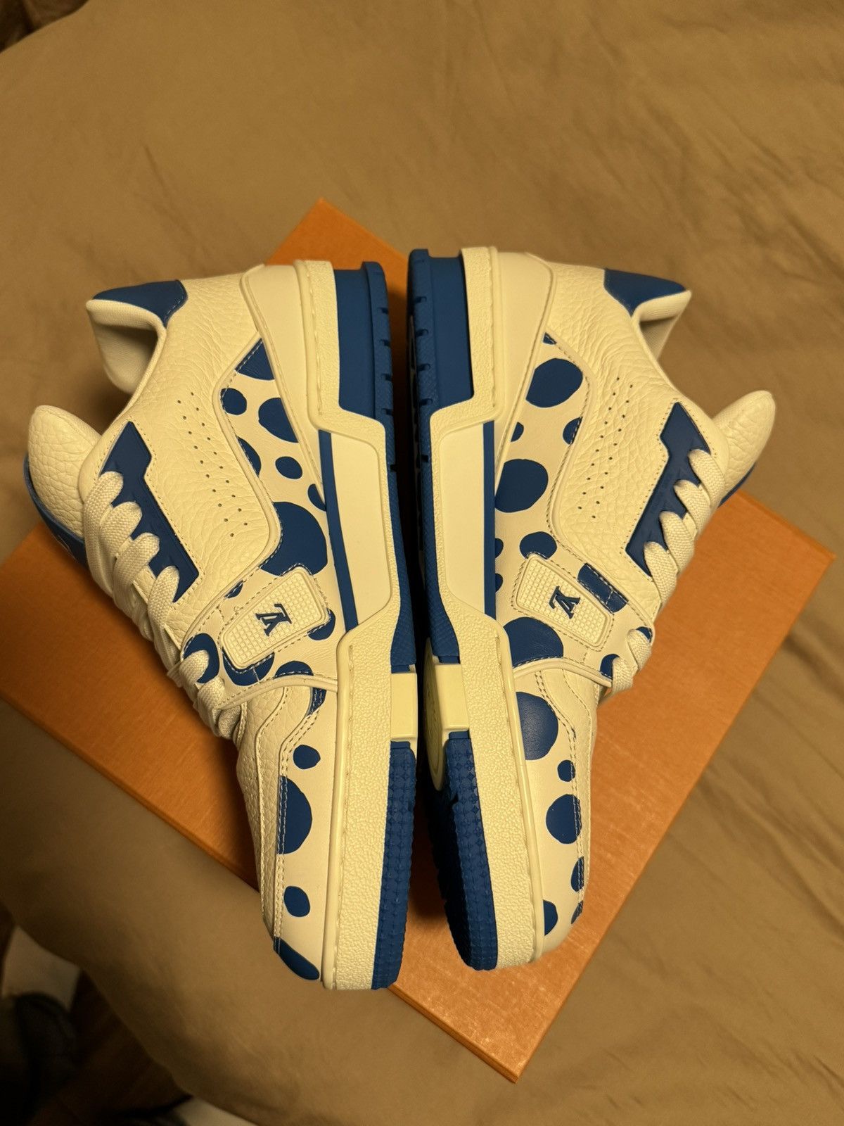 Louis Vuitton LV x YK LV Trainers Size US 8.5 / EU 41-42 - 2 Thumbnail