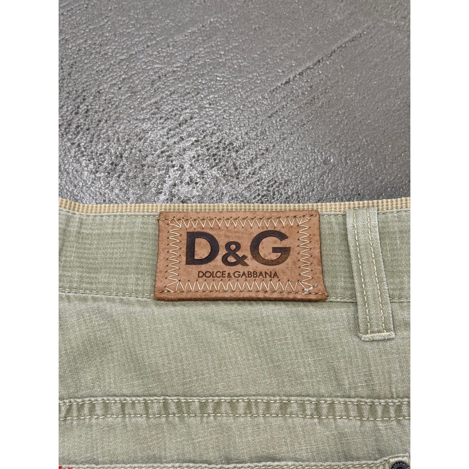 Dolce & Gabbana S/S 2005 Dolce & Gabbana “Recycled Garment” cargo pants Size US 36 / EU 52 - 9 Thumbnail