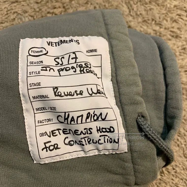 Vetements Vetements Grey Hole Hoodie Size US S / EU 44-46 / 1 - 3 Thumbnail