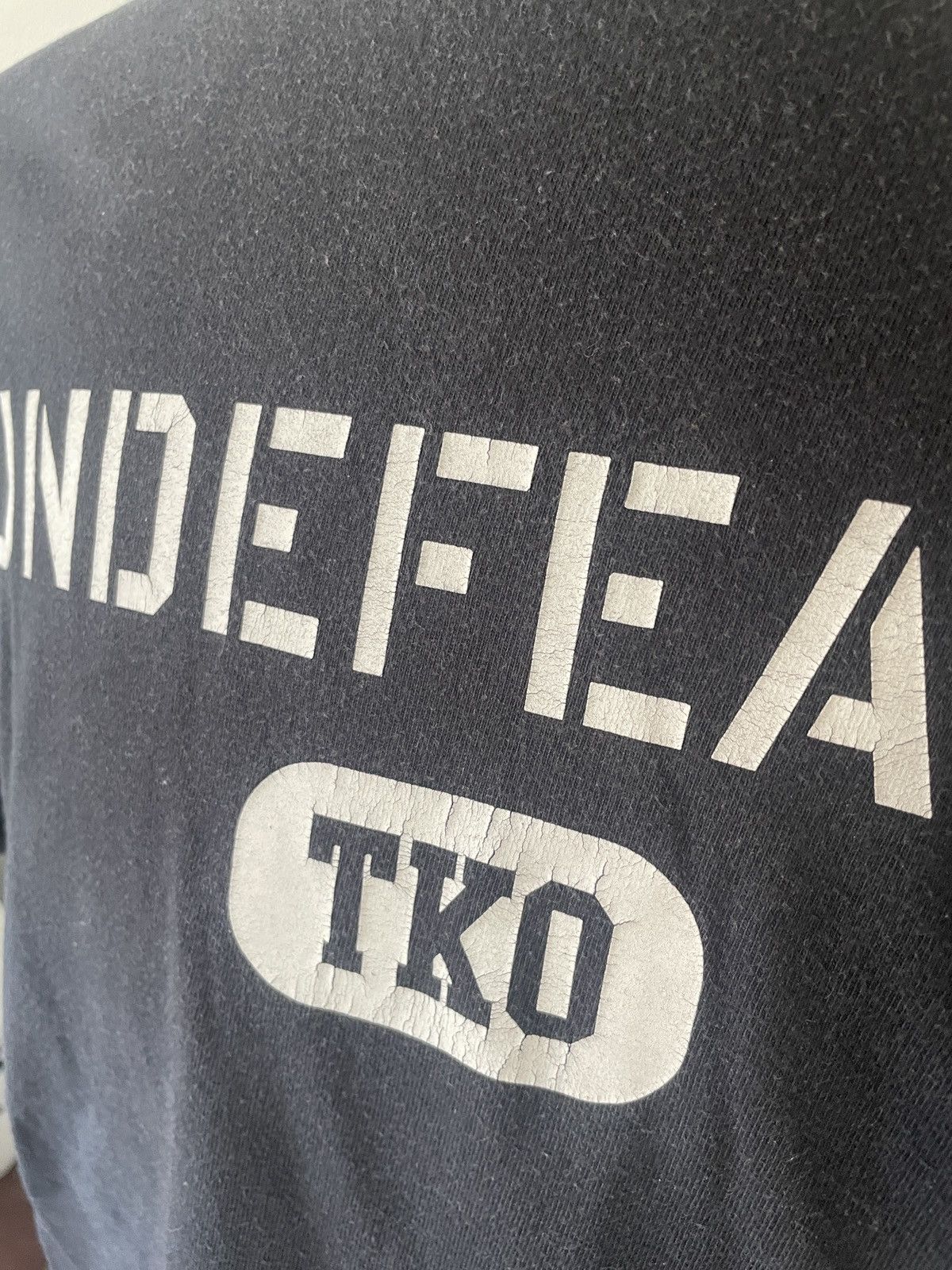 Undefeated Undefeated Tokyo Store Tshirt Size US L / EU 52-54 / 3 - 4 Thumbnail