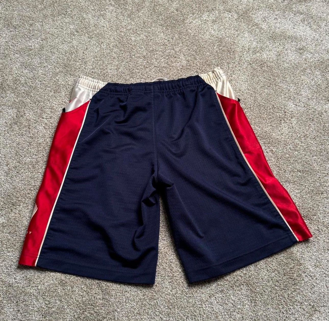 Nike VINTAGE NIKE “FLIGHT” SHORTS Size US 30 / EU 46 - 4 Thumbnail