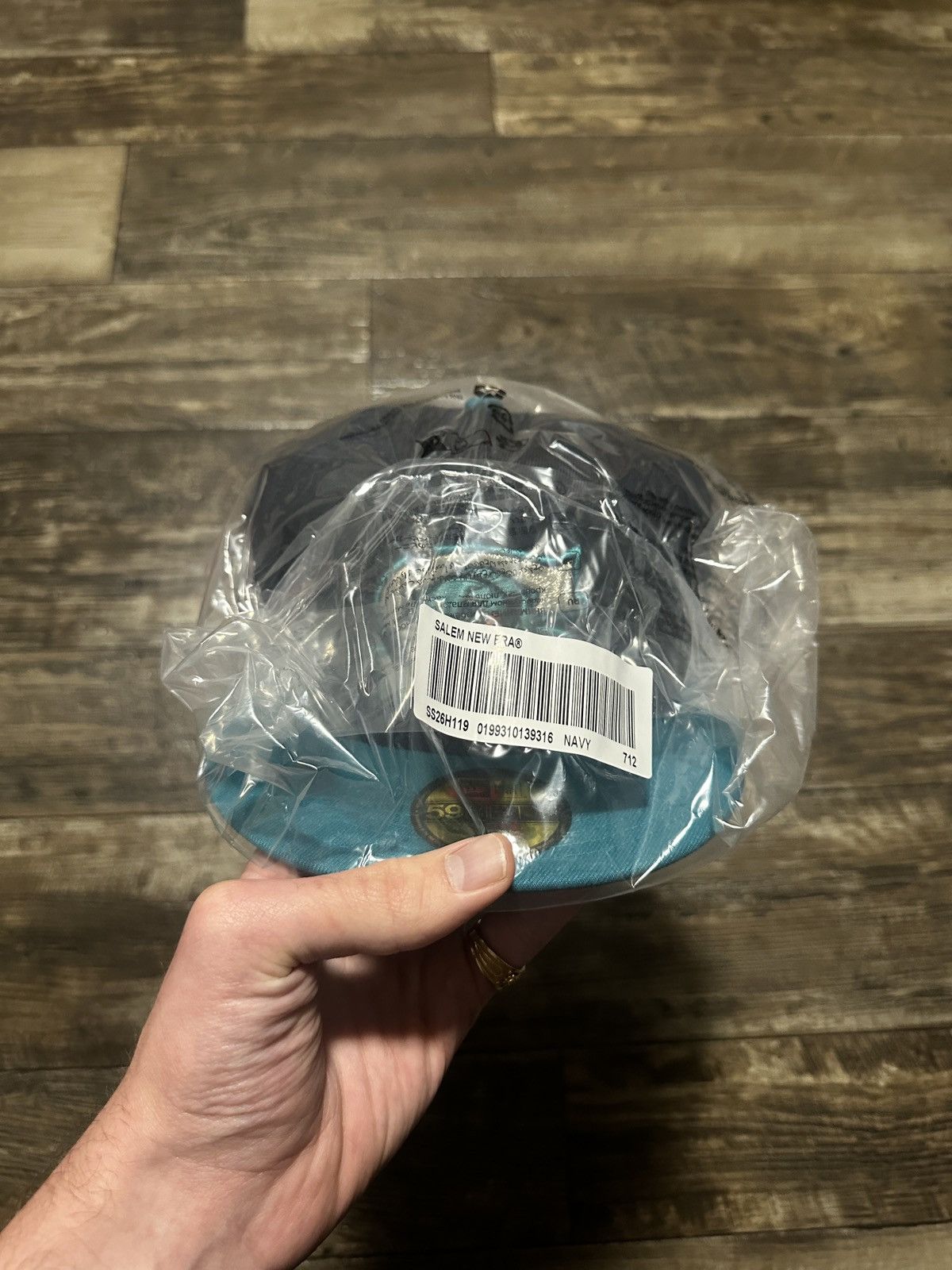 S4LEM × Supreme Supreme Salem New Era Fitted Navy (7 1/2) Size ONE SIZE - 7 Thumbnail