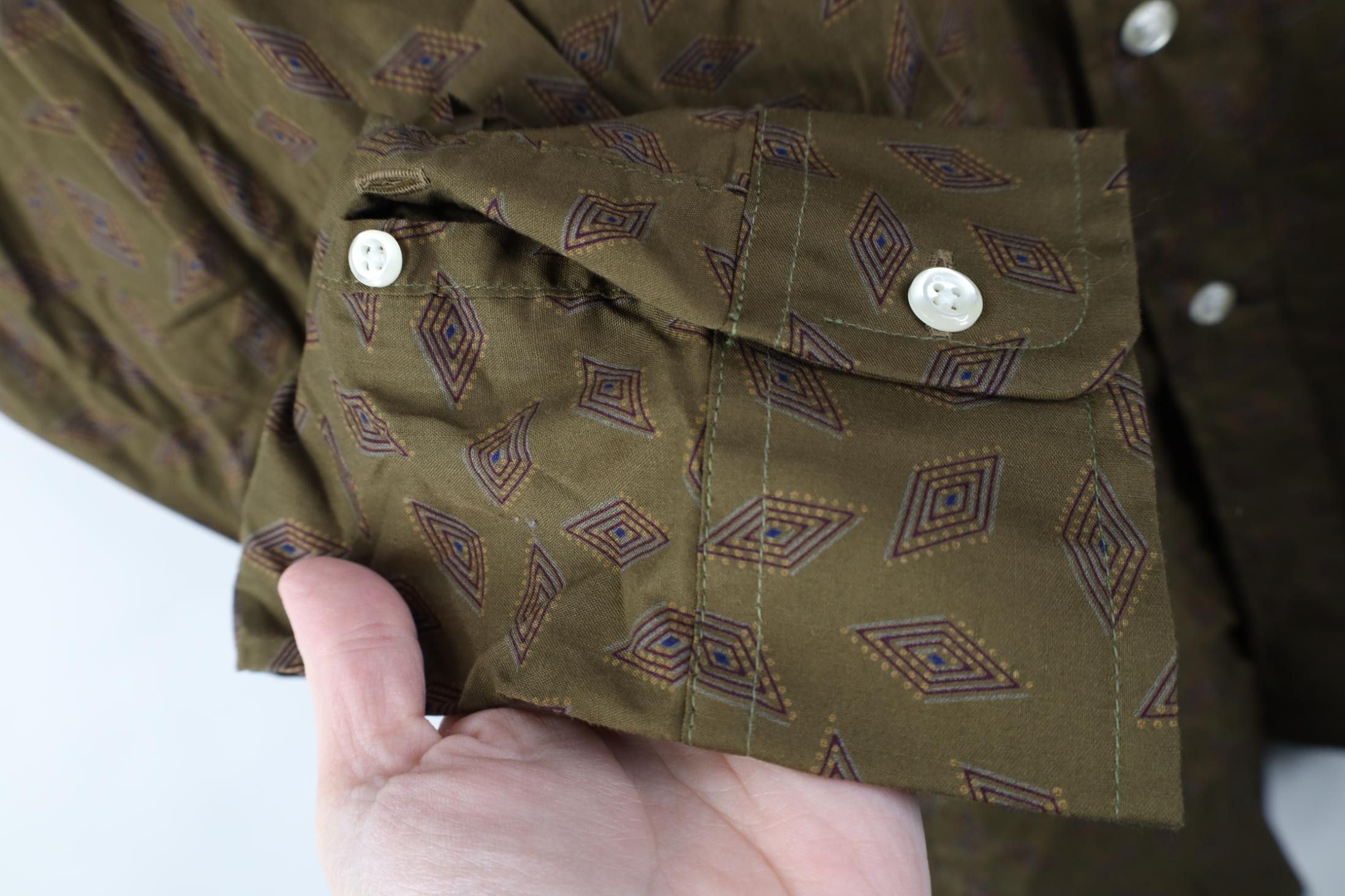 Vintage Vintage 90s Streetwear Geometric Collared Button Shirt USA Size US L / EU 52-54 / 3 - 8 Thumbnail