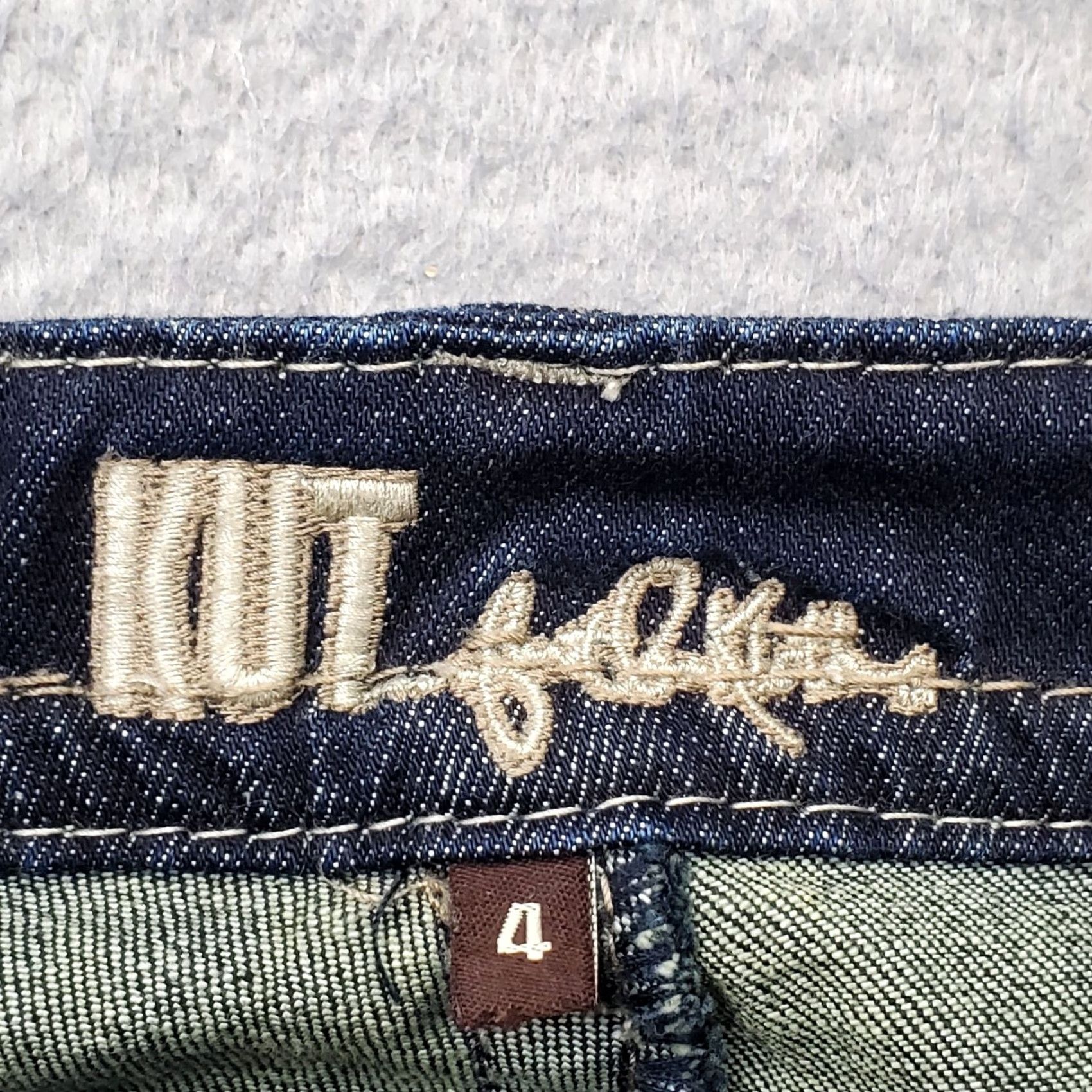 Vintage Nike KUT from the Kloth Bootcut Jeans Womens 4 Blue Denim High Rise EUC Size 27" / US 4 / IT 40 - 7 Thumbnail