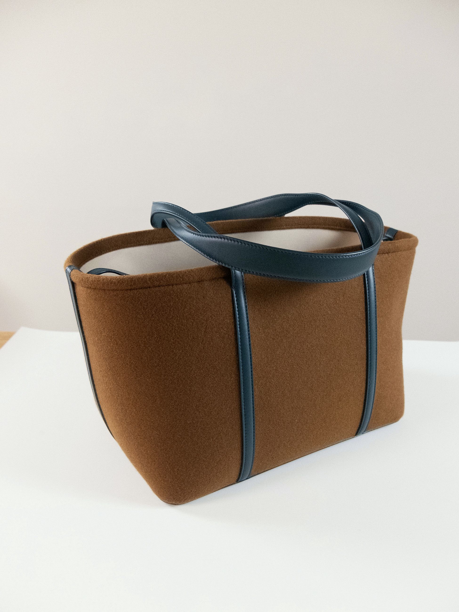 Loro Piana LORO PIANA Carry Everything brown felt cashmere tote bag Size ONE SIZE - 4 Thumbnail