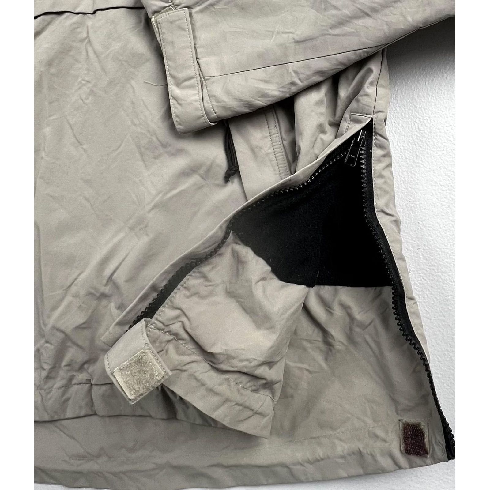 Carhartt Carhartt Jacket Mens Nylon Hooded Pullover Anorak Fleece Lined Outdoor Winter Mid-Length Beige Zip Pockets Logo Size US M / EU 48-50 / 2 - 5 Thumbnail