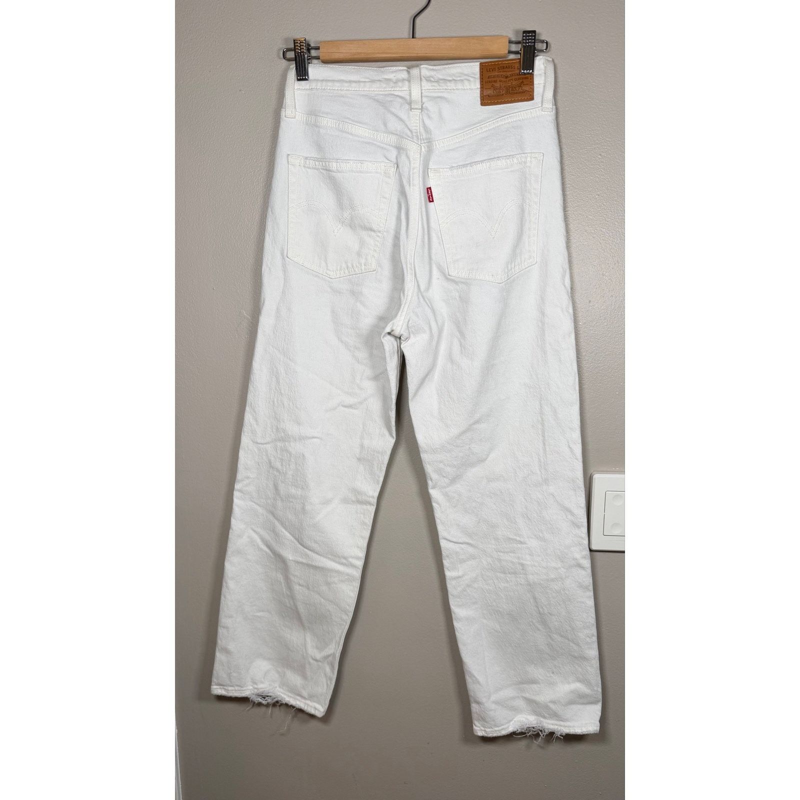 Levi's Levi’s Ribcage Straight Ankle Jeans in Cloud Over size 27 Size 27" / US 4 / IT 40 - 5 Thumbnail