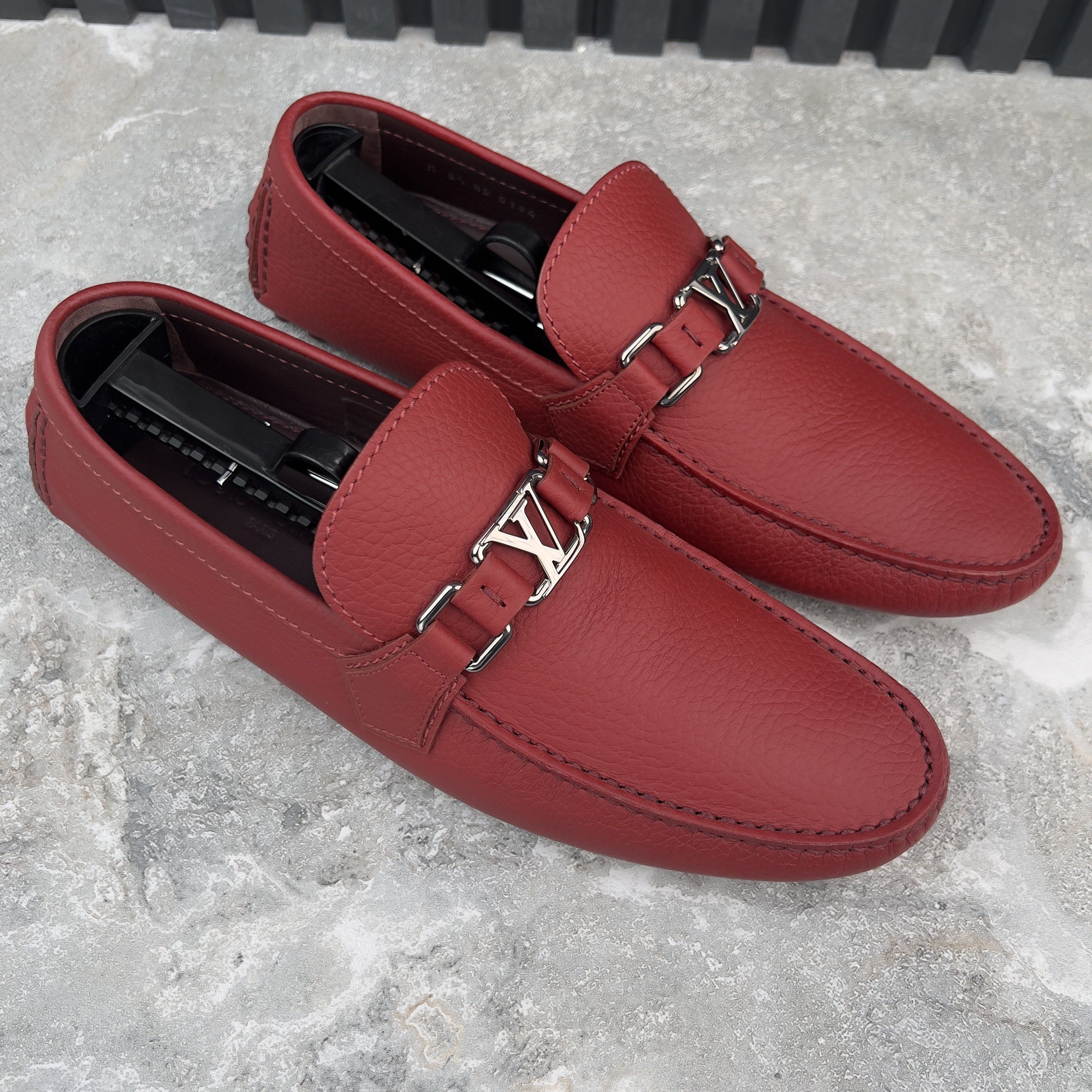 Louis Vuitton Hockenheim Driving Moccasin Grain Leather Size US 9.5 / EU 42-43 - 6 Thumbnail