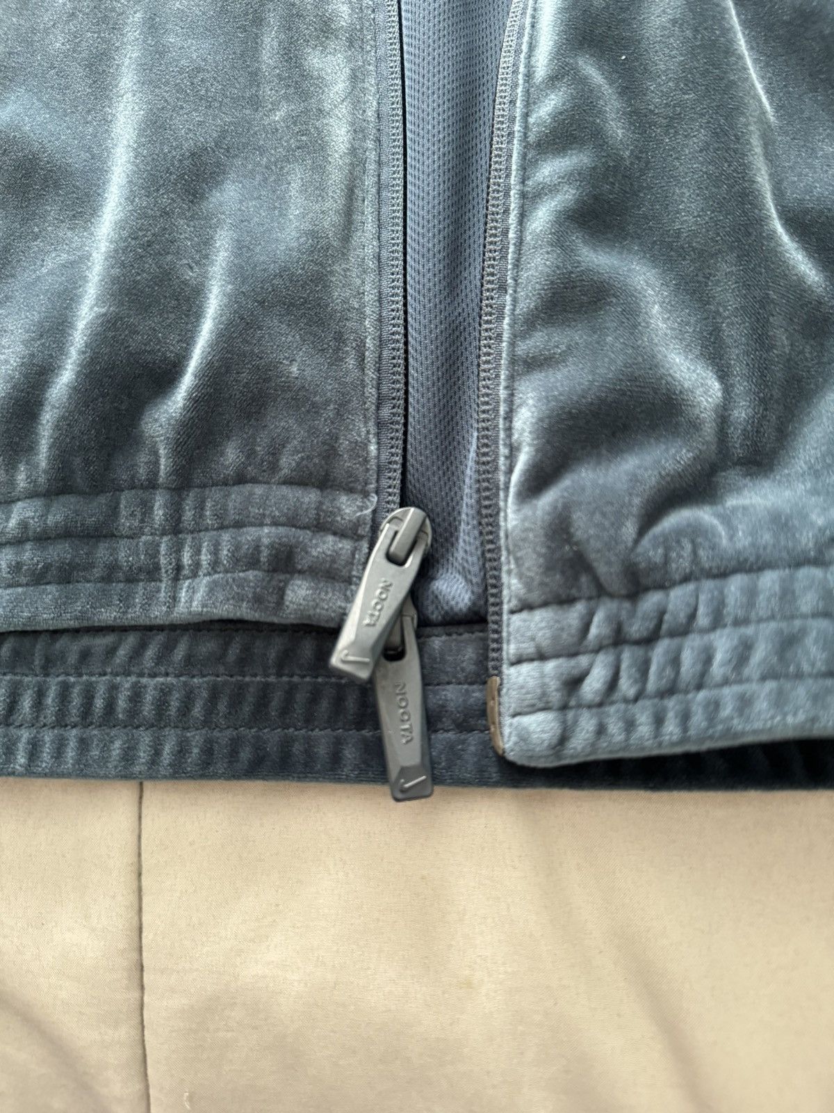 Drake × NOCTA × Nike Nocta Nike Velour Zip Jacket Size US L / EU 52-54 / 3 - 6 Thumbnail