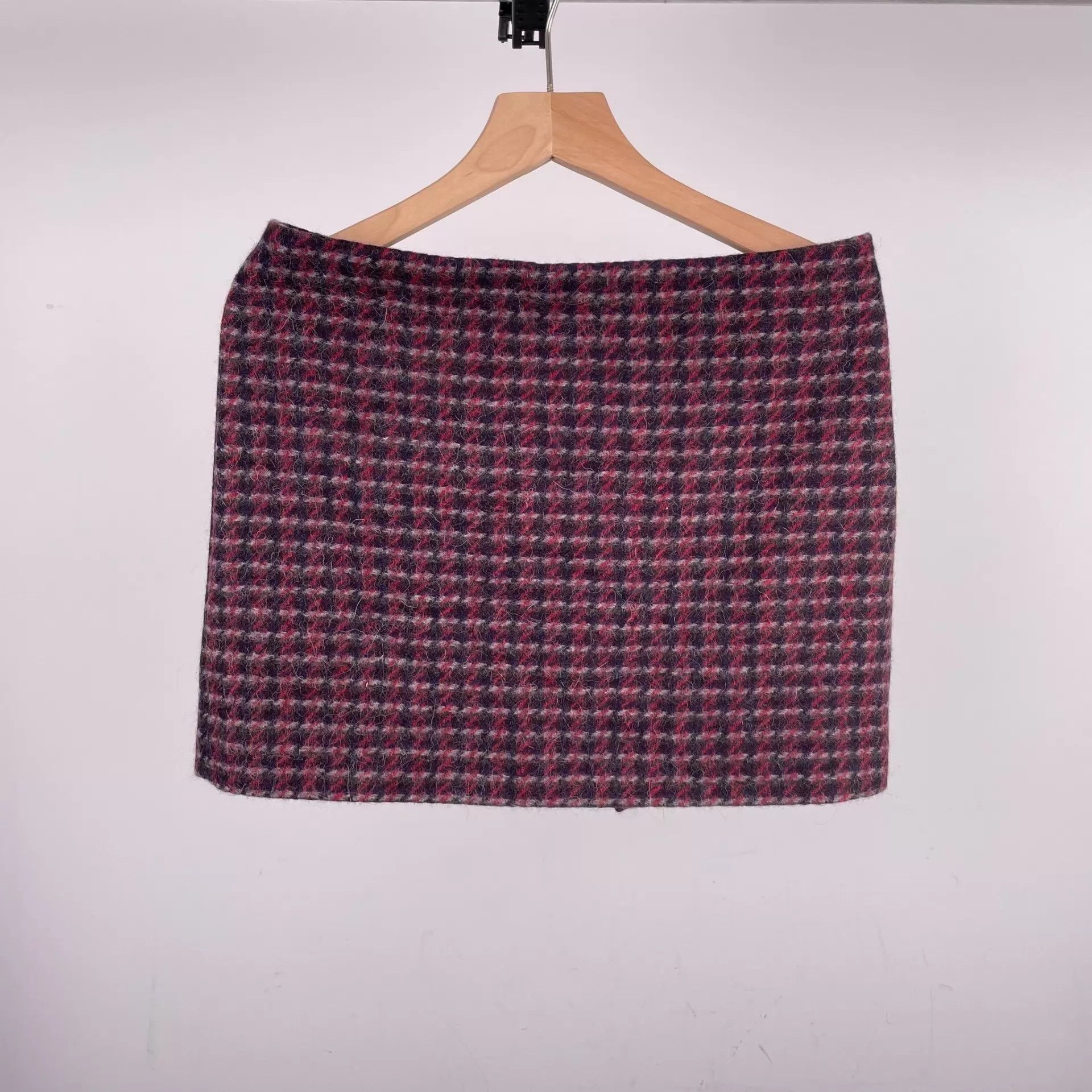 Miu Miu MIU MIU red and blue checkered short skirt Size 26" / US 2 / IT 38 - 1 Thumbnail