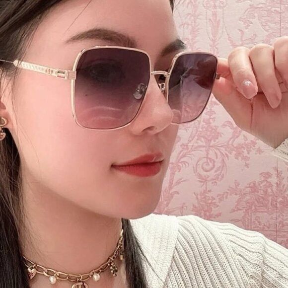 Dior Dior DIORCANNAGE S1U D0L6 Sunglasses Pink Square Frame Size ONE SIZE - 13 Thumbnail
