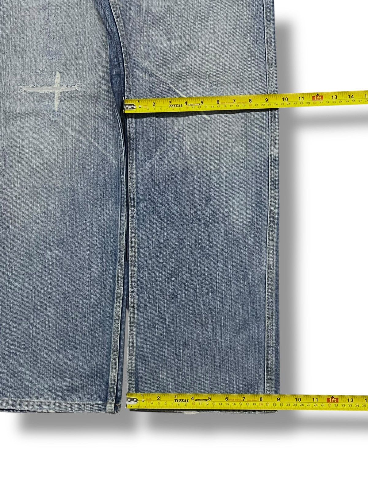 Levi's Baggy Vintage Levi’s 703 - Faded, Distressed Denim Size US 33 - 18 Thumbnail