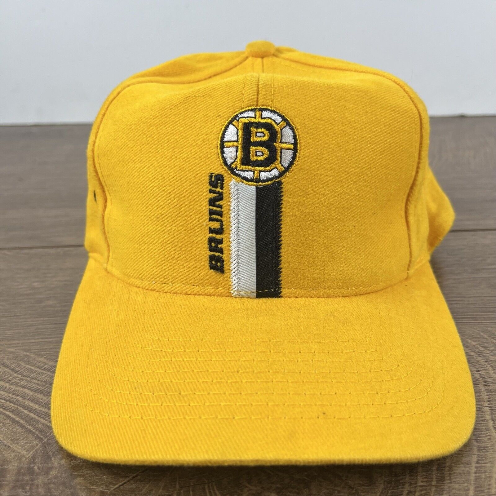 Other Boston Bruins Yellow Hat NHL Yellow Cap Hat Adjustable Hat Y Size ONE SIZE - 4 Thumbnail