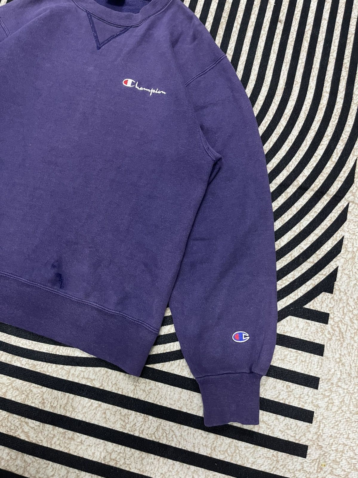 Champion 90s CHAMPION BIG PRINT SWEATSHIRT DISTRESSED Size US M / EU 48-50 / 2 - 4 Thumbnail