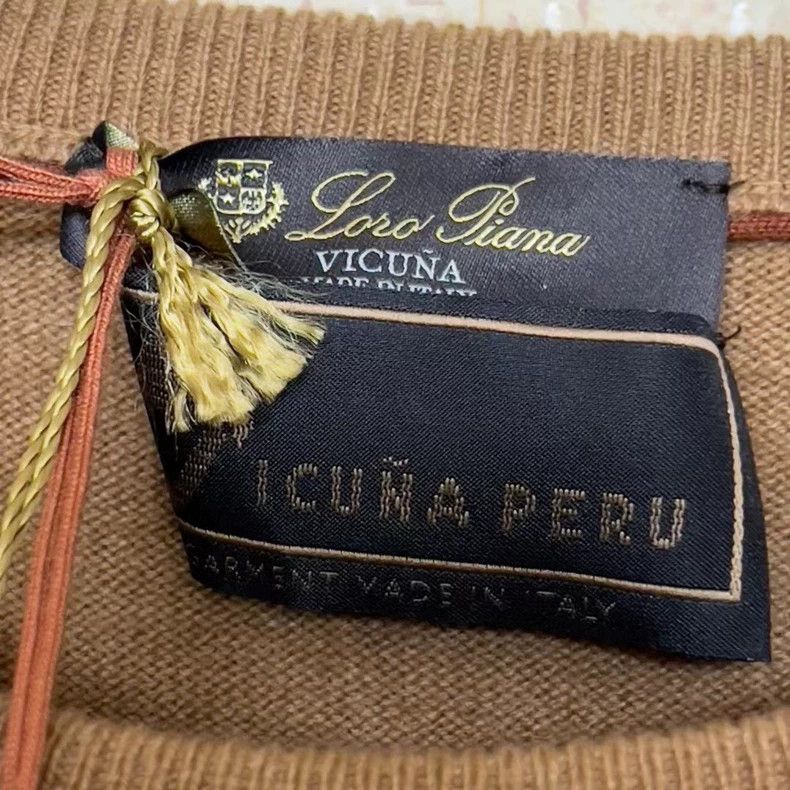 Loro Piana LORO PIANA Excellence series 100%vicuna camel hosiery card Size US L / EU 52-54 / 3 - 5 Thumbnail