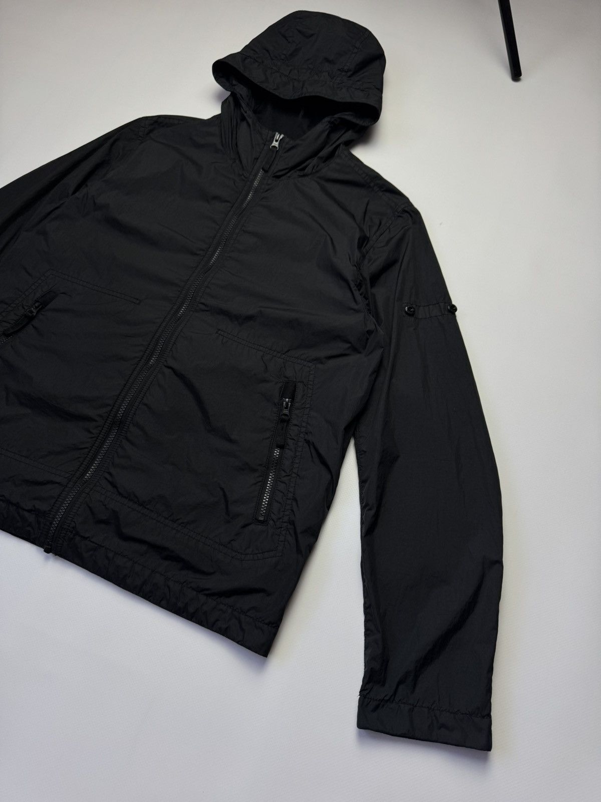 Stone Island STONE ISLAND Junior Black Crinkle Reps Hooded Jacket Men's Size US M / EU 48-50 / 2 - 7 Thumbnail