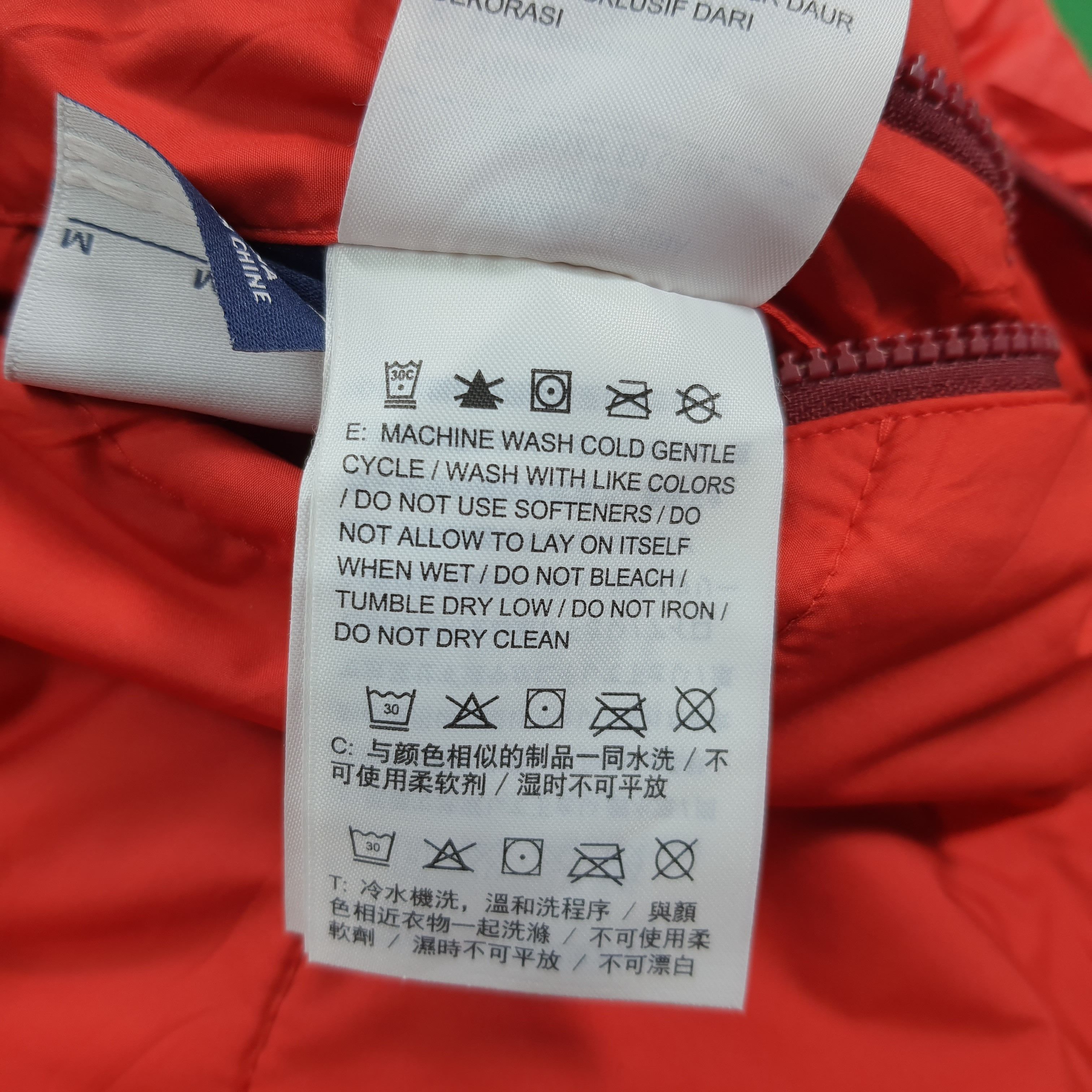 Nike Vintage Nike Reversible Full Zipper Puffer Jacket C289N3 Size US M / EU 48-50 / 2 - 9 Thumbnail