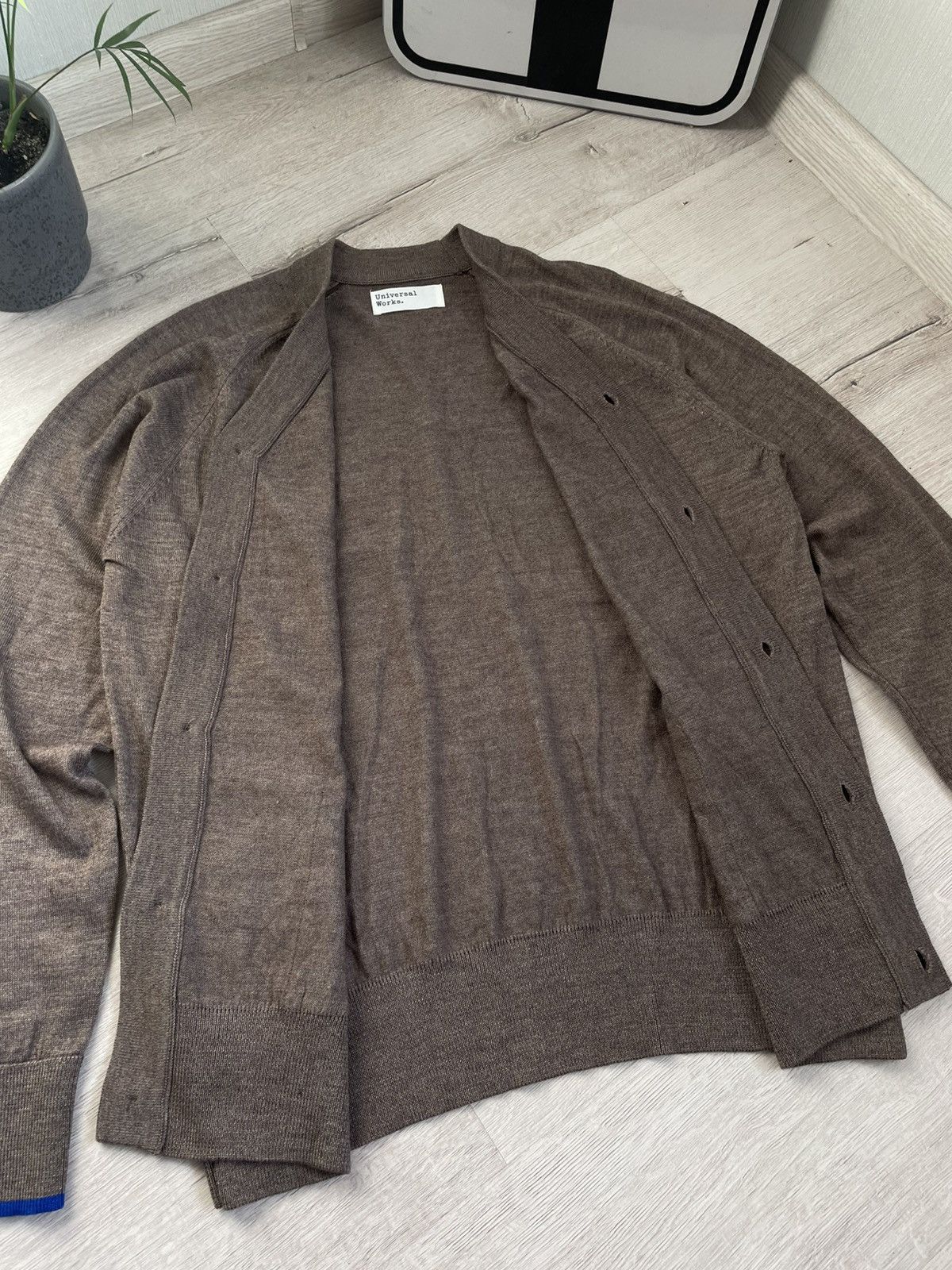 Japanese Brand Rare Universal Works Merino Wool Cardigan Y2k Sweater Size US L / EU 52-54 / 3 - 7 Thumbnail