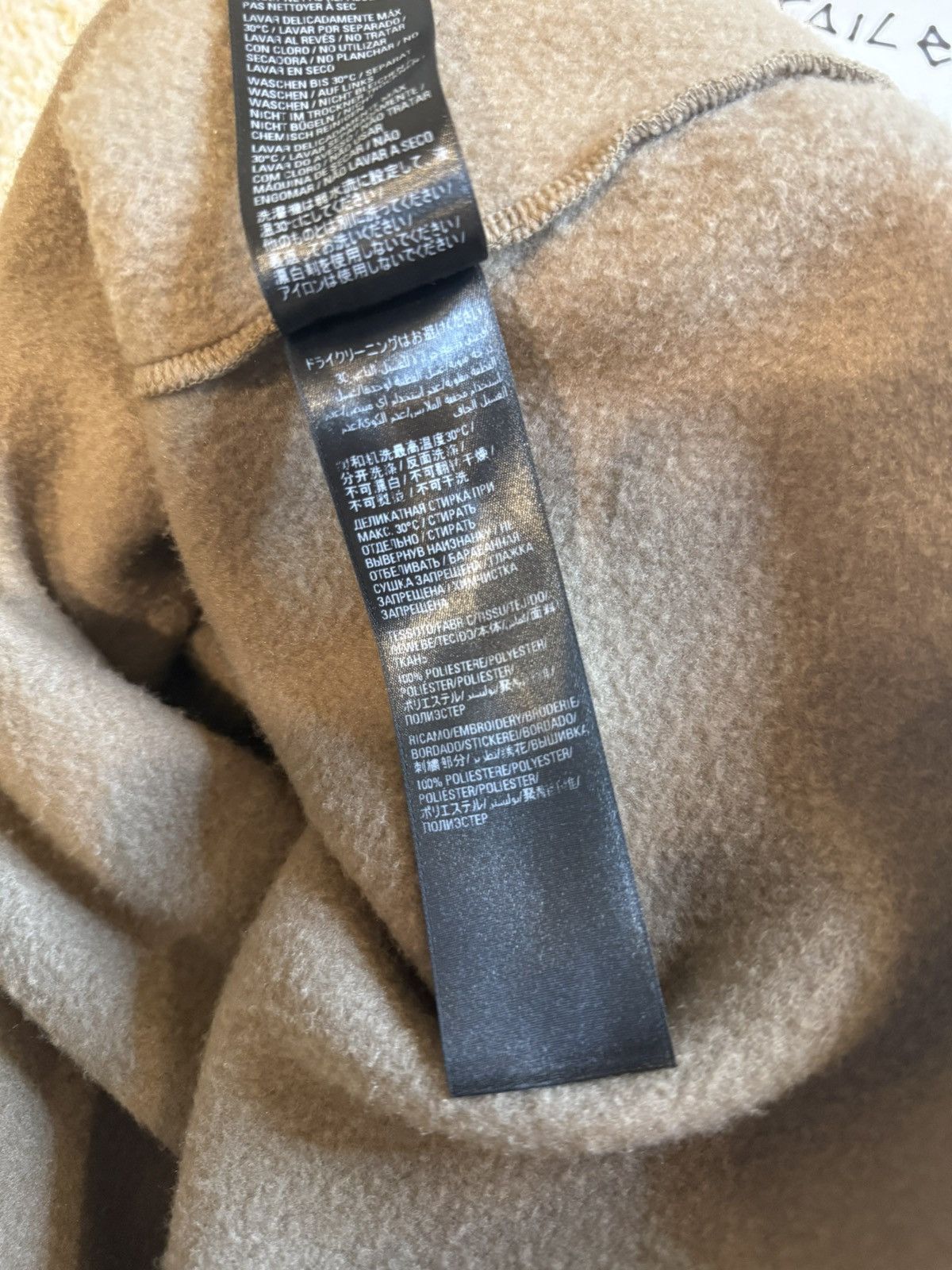 Balenciaga Balenciaga Fuzzy 3B Sweater Size US M / EU 48-50 / 2 - 10 Thumbnail