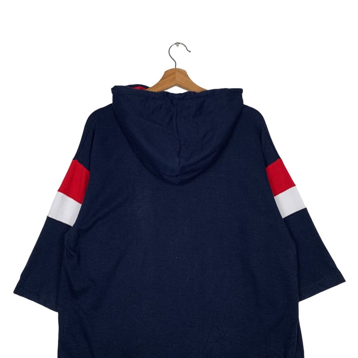 Fila FILA Short Sleeve Pullover Hoodies #1547-C69 Size US L / EU 52-54 / 3 - 8 Thumbnail