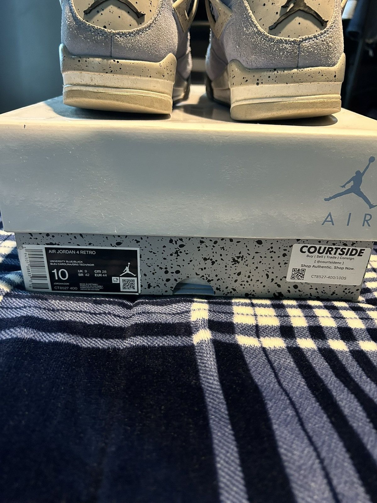Jordan Brand Air Jordan 4 “UNC” Size US 10 / EU 43 - 4 Thumbnail