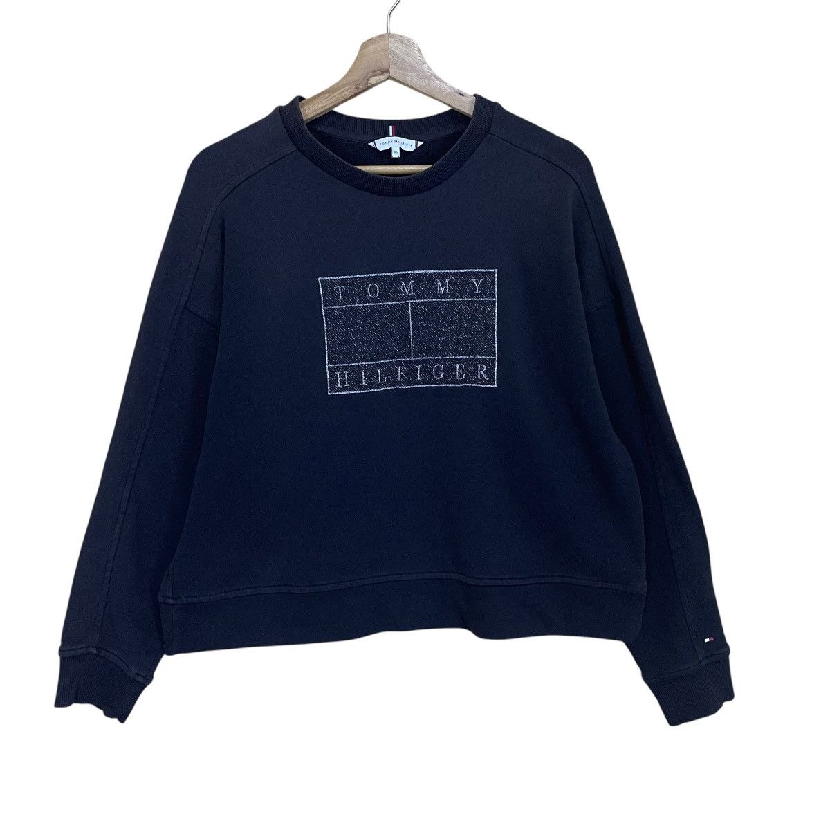 Japanese Brand × Tommy Hilfiger Tommy Hilfiger Big Logo Crewneck Sweatshirt Baggy Size S Size US XS / EU 42 / 0 - 1 Thumbnail