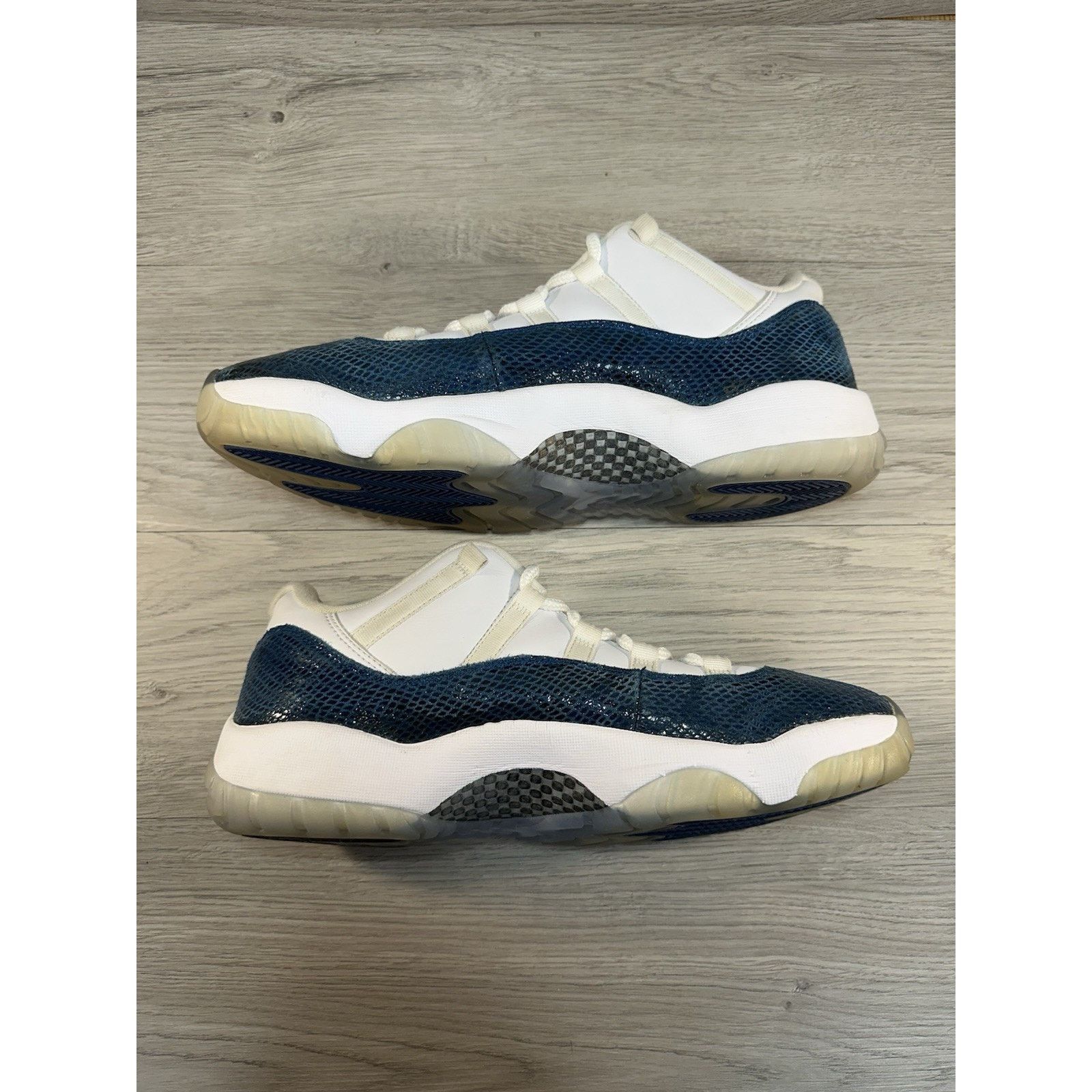 Jordan Brand Jordan 11 Retro Low Snakeskin 2019 - Size 12 Size US 12 / EU 45 - 3 Thumbnail