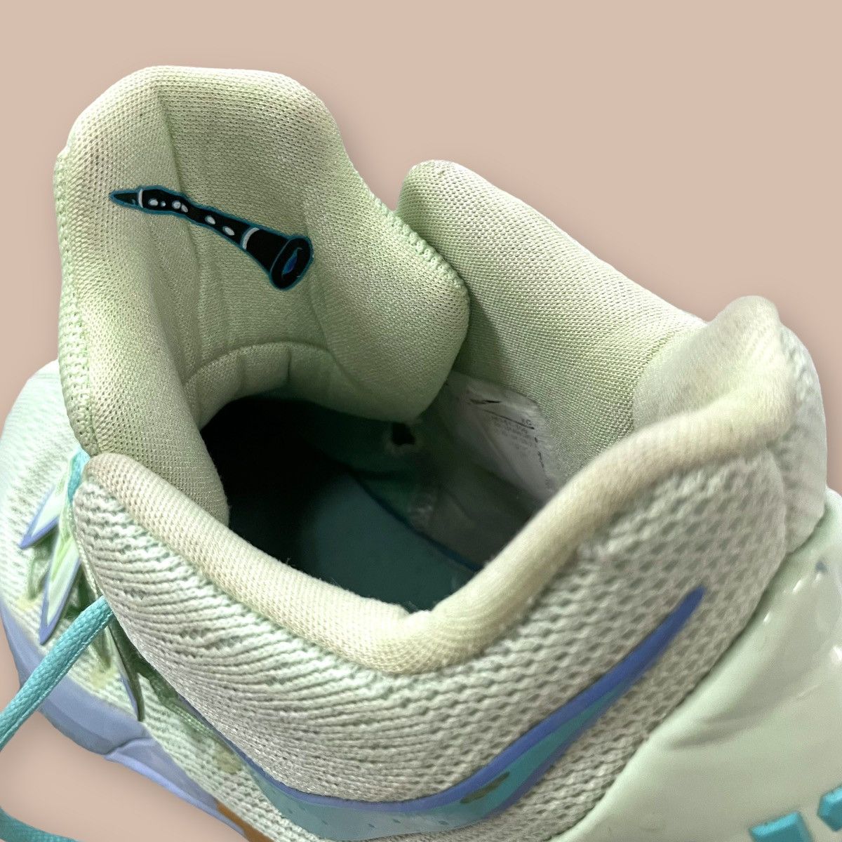 Nickelodeon Nike Kyrie 5 x SpongeBob SquarePants 'Squidward' Size US 10 / EU 43 - 14 Thumbnail