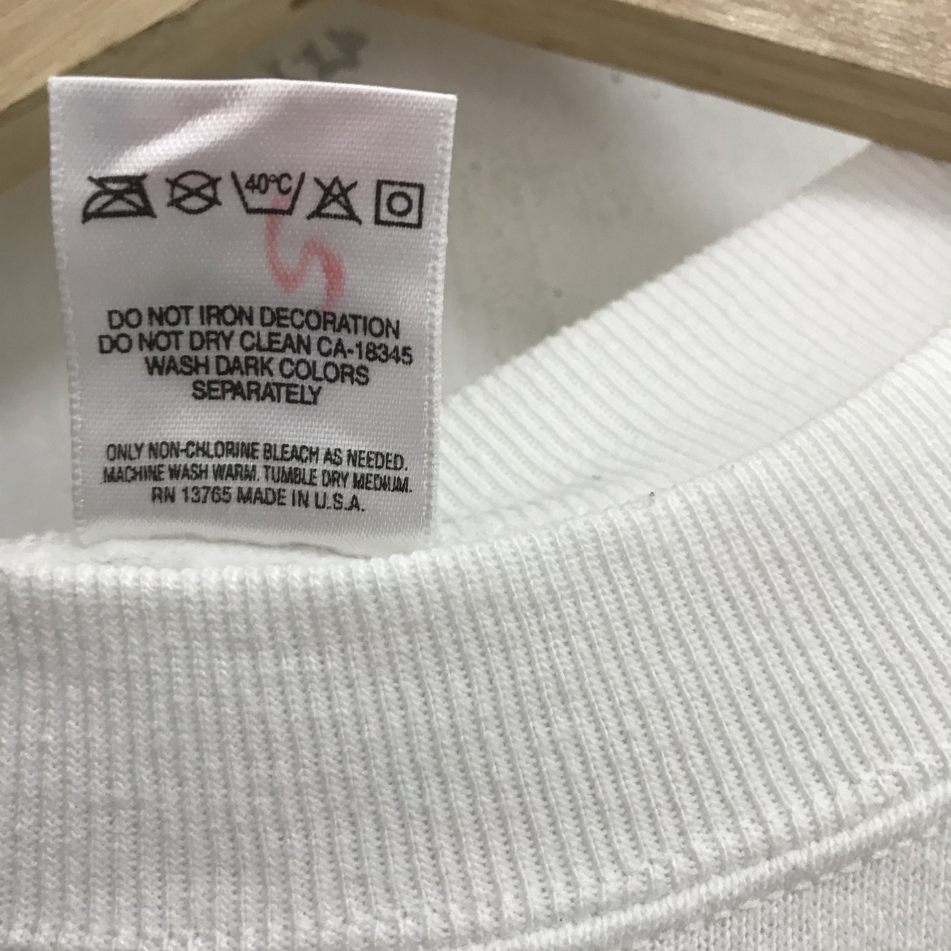 Vintage vintage white sweatshirt - 331 Size US XL / EU 56 / 4 - 8 Thumbnail