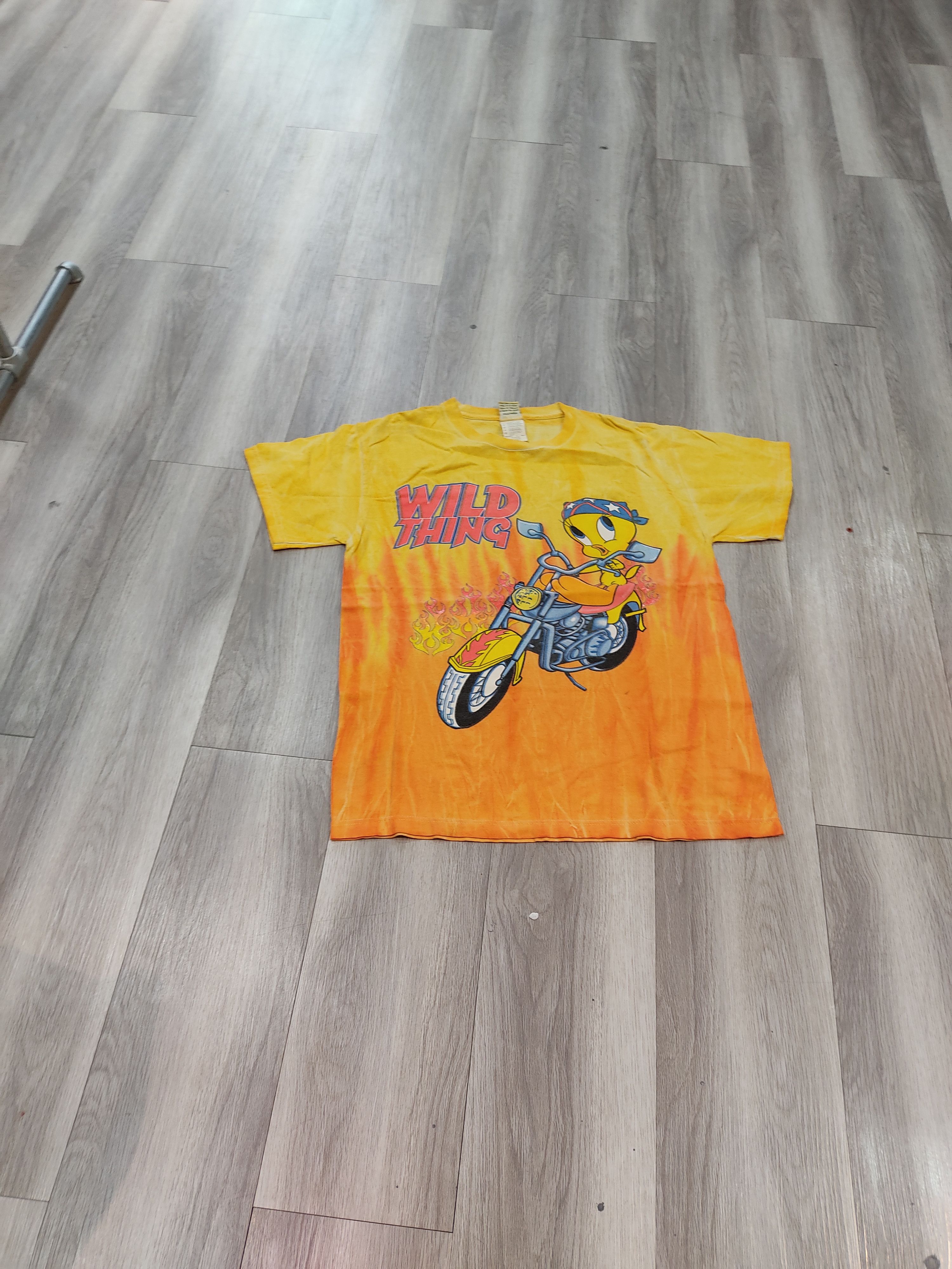 Vintage TWEETY BIRD WILD THINGS 2000 Size US M / EU 48-50 / 2 - 1 Thumbnail