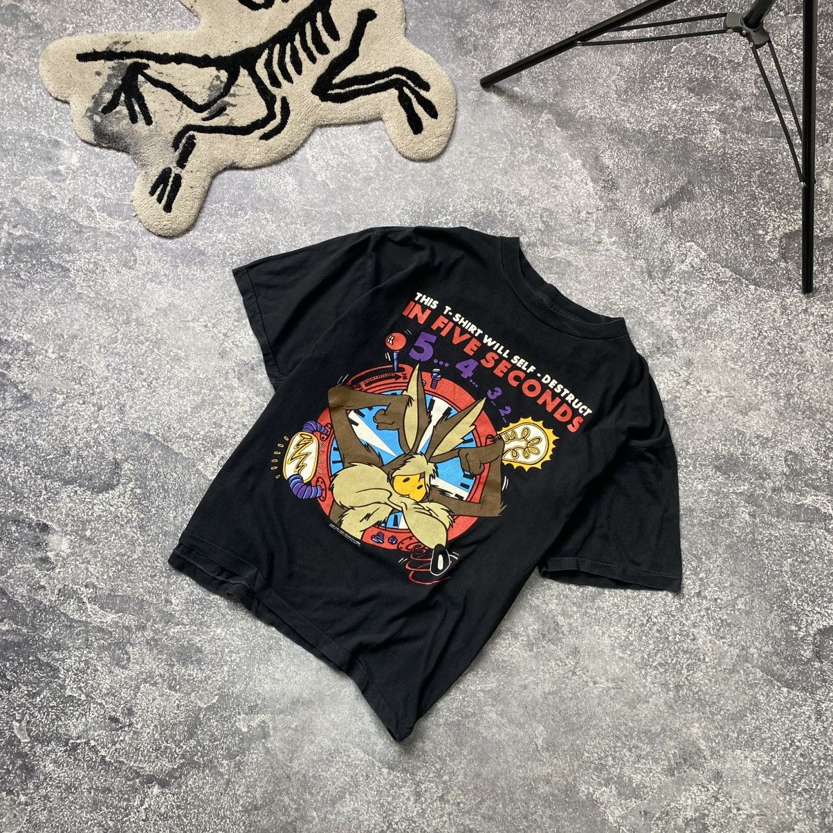 Warner Bros Vintage Looney Tunes Warner Bros 1992 Big Graphic logo tee Size US L / EU 52-54 / 3 - 1 Thumbnail