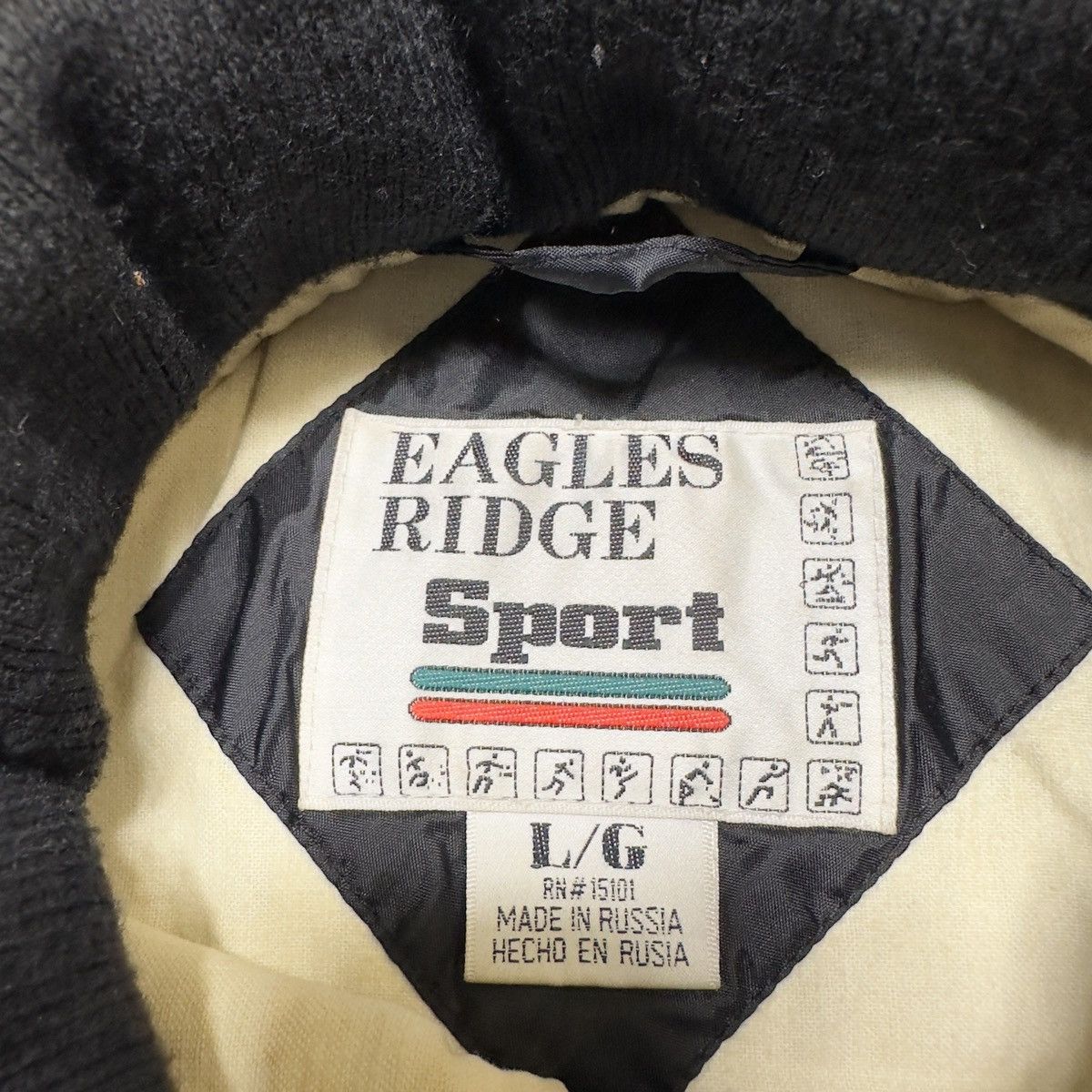 Vintage Vintage windbreaker jacket Size US L / EU 52-54 / 3 - 4 Thumbnail