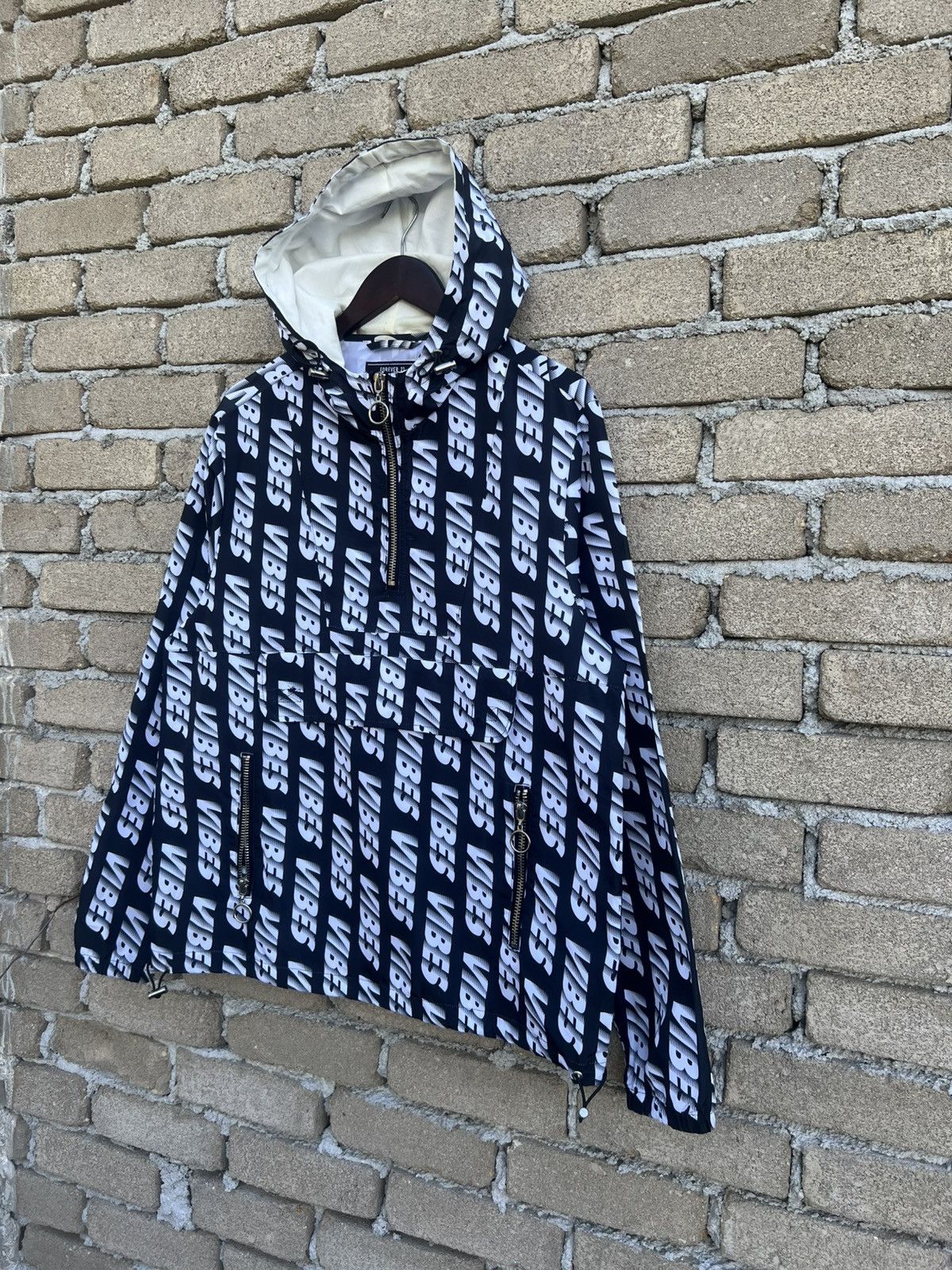 Forever 21 Forever 21 Fullprint Hoodie Halfzipper Anorak Size US M / EU 48-50 / 2 - 6 Thumbnail