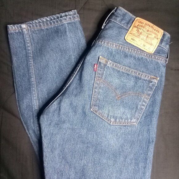 Levi's Vintage Levi's 501 Button Fly Denim Blue Jeans 30x31 Size US 30 / EU 46 - 1 Thumbnail