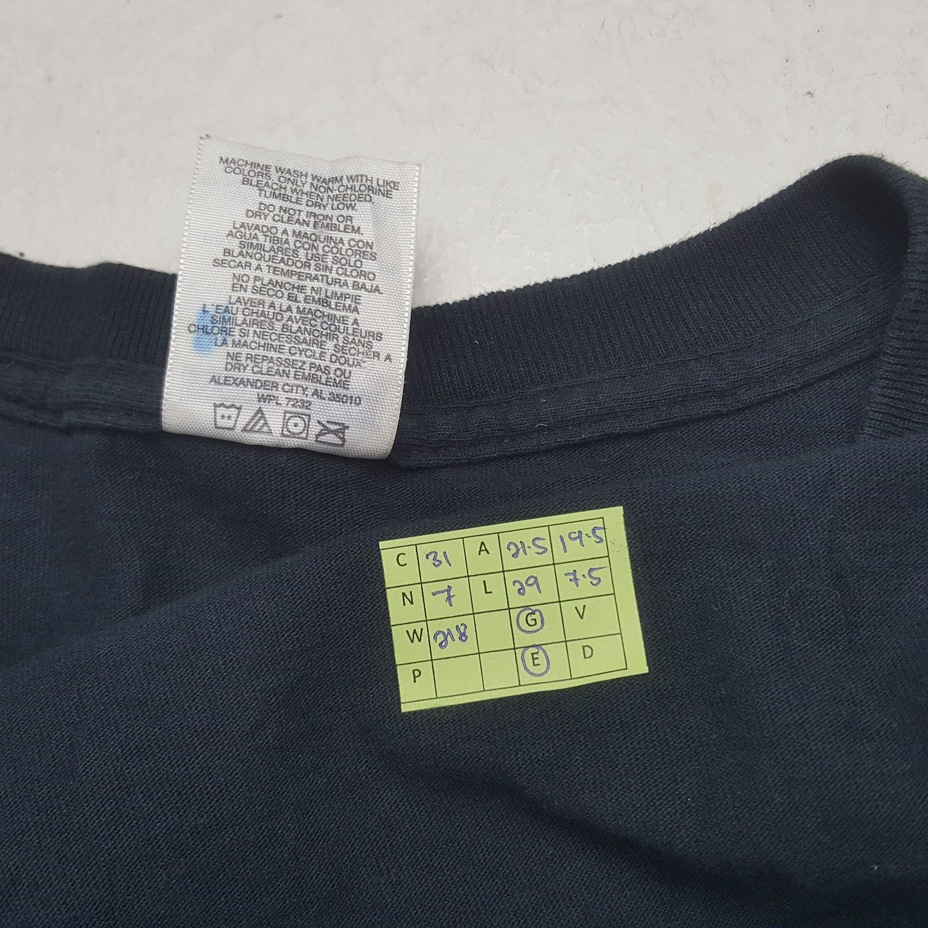 Other Vintage Hero American Action Superhero Movie Tshirt 31 Size US L / EU 52-54 / 3 - 5 Thumbnail