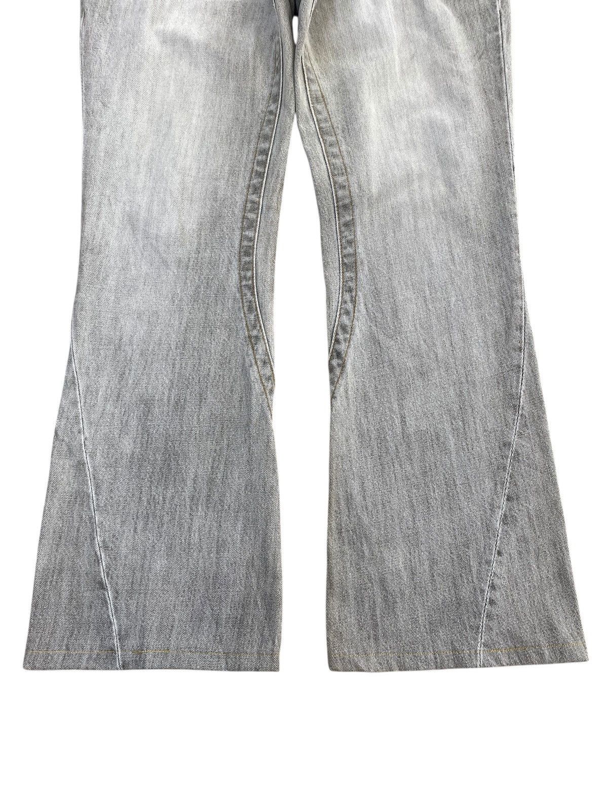 Japanese Brand Japanese Brand Faded Light Wash Style Flare Jeans Size US 34 / EU 50 - 9 Thumbnail