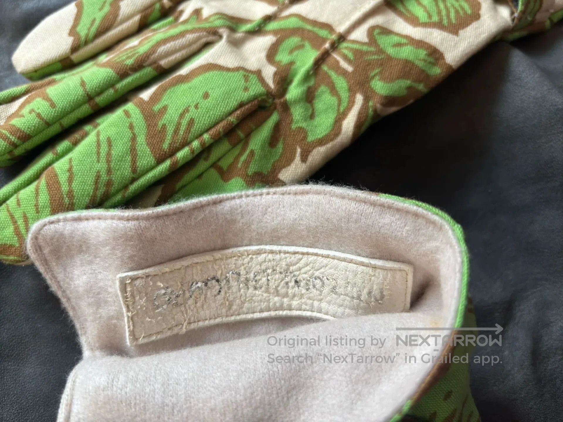 Nozomi Ishiguro Nozomi Ishiguru 90s Leaf Gloves. Size ONE SIZE - 4 Thumbnail