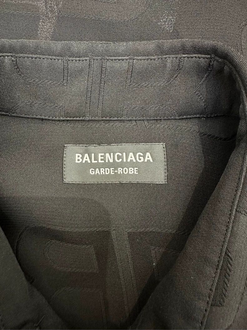 Balenciaga Balenciaga dark grain, double B lock and full print jacket Size US XXS / EU 40 - 9 Thumbnail