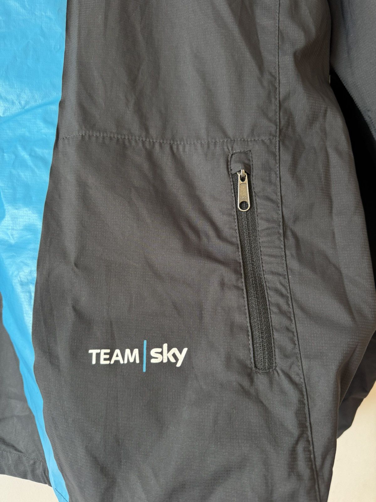 Rapha Rapha Spray Jacket Team Sky Light Cycling Jacket Size US XXL / EU 58 / 5 - 9 Thumbnail