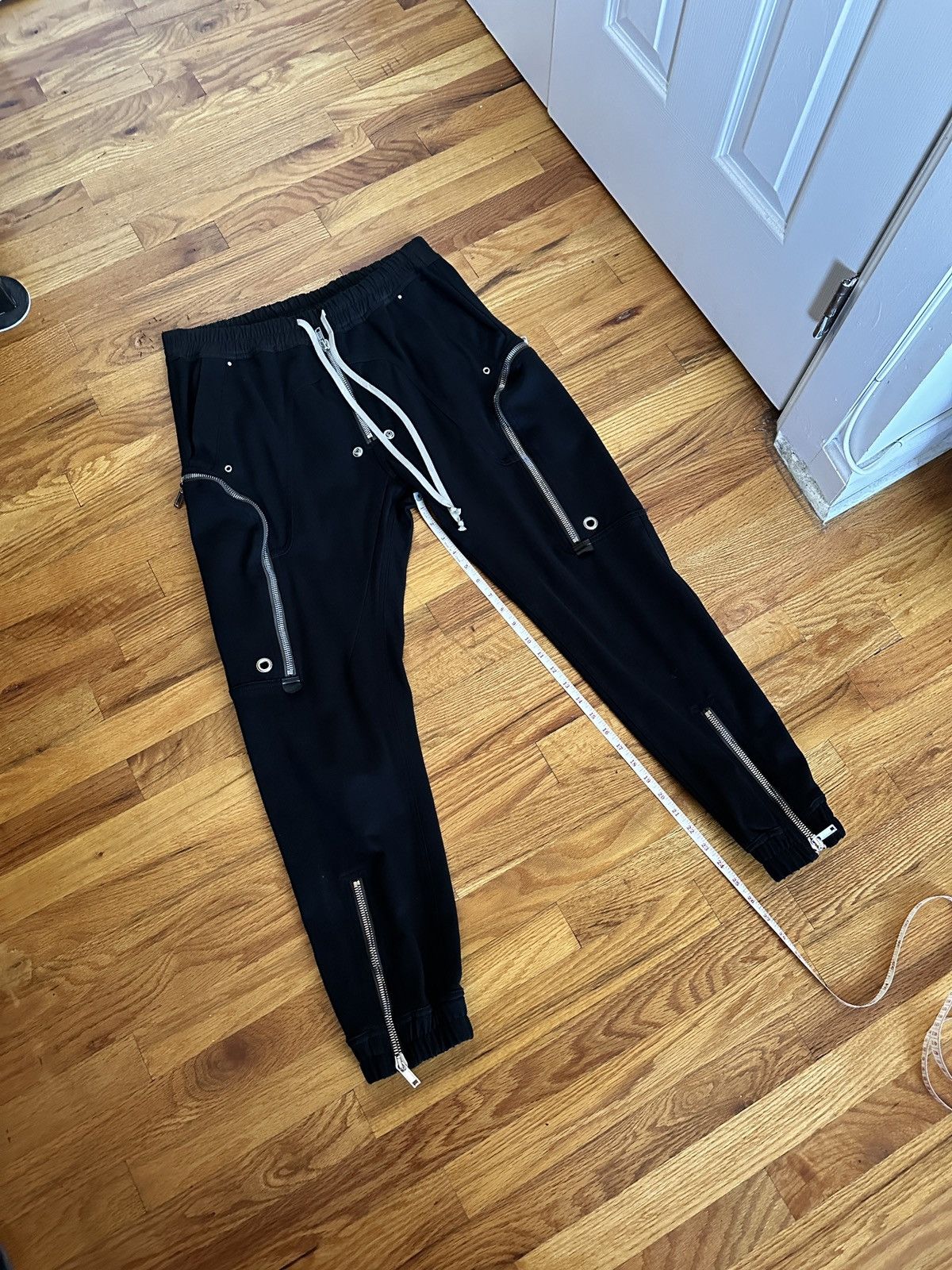 Rick Owens NEW F/W21 GETHSEMANE Black Bauhaus Zip Detail Cargo Pants Size 32" / US 10 / IT 46 - 9 Thumbnail