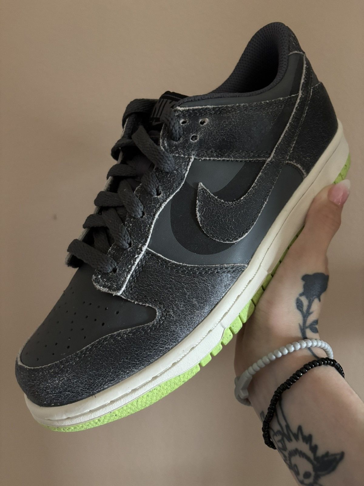 Nike Nike Dunk Low SE GS 'Halloween - Cauldron' Size US 6 / EU 39 - 1 Thumbnail