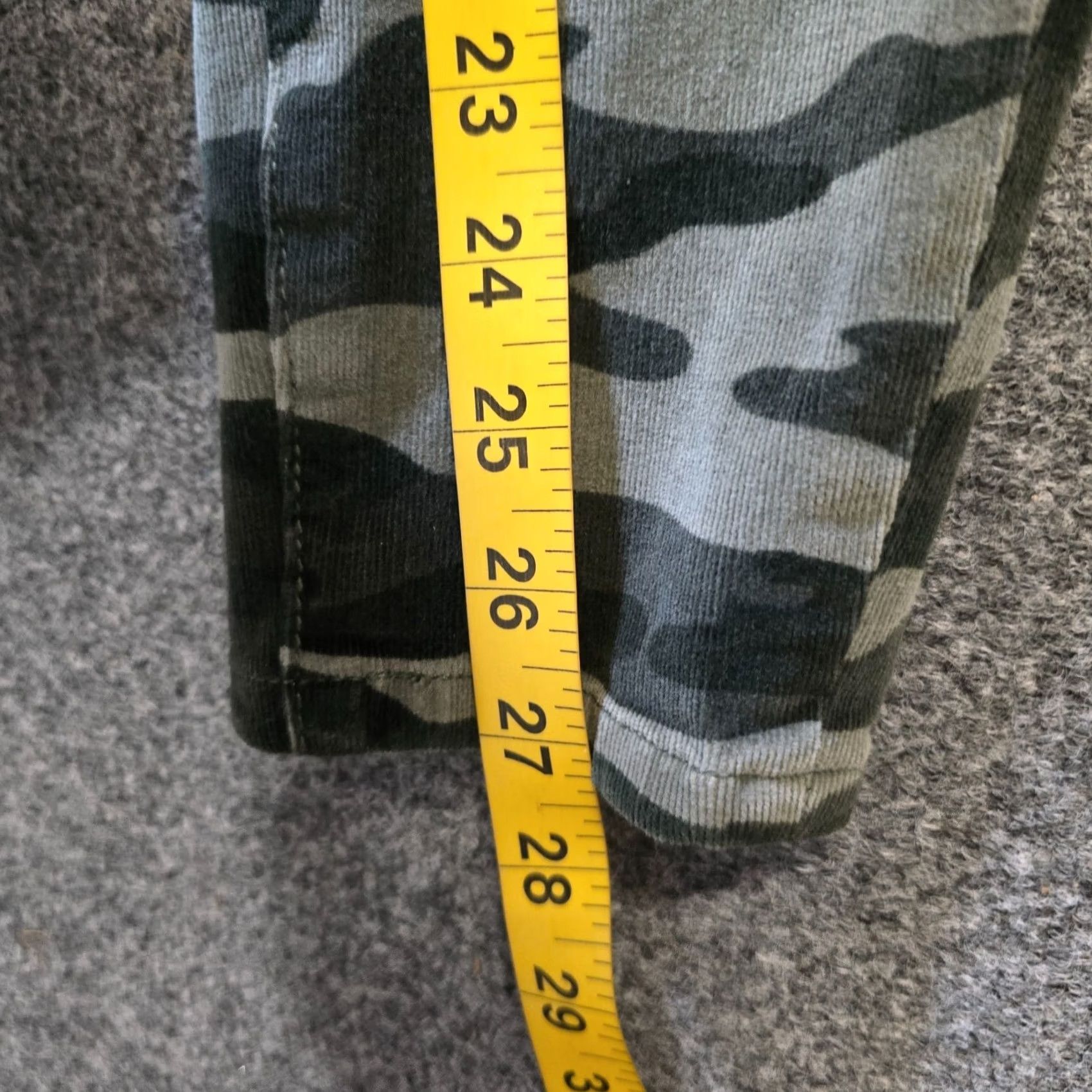 Vintage Pilcro Pants Womens 26 Green Camo Corduroy High Rise Skinny Casual Anthro Pants Size 26" / US 2 / IT 38 - 7 Thumbnail