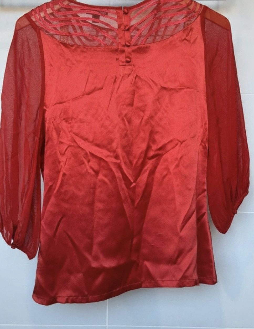 Ted Baker Ted Baker Red Sheer Sleeve Embroidered Satin Blouse Size 2 Size XS / US 0-2 / IT 36-38 - 6 Thumbnail
