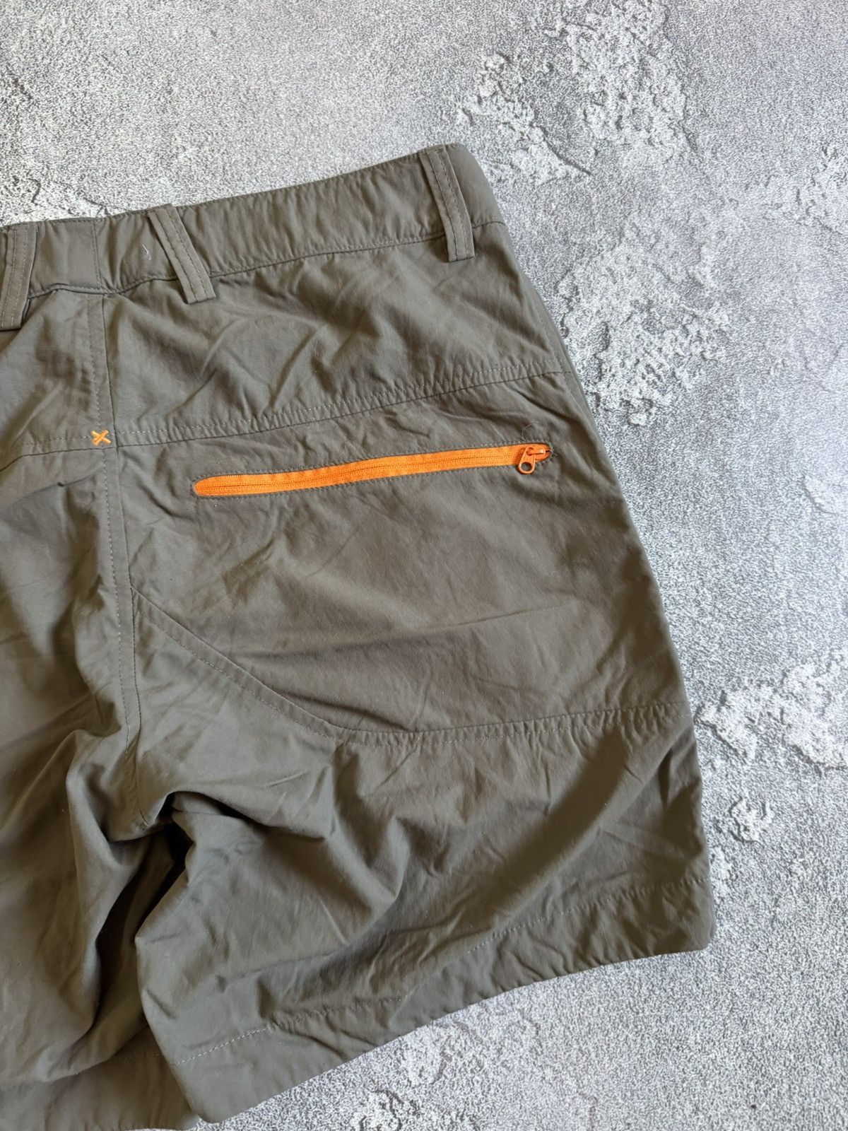 Norrona Norrona L wmns gorpcore cargo shorts 🩳 Size 27" / US 4 / IT 40 - 14 Thumbnail