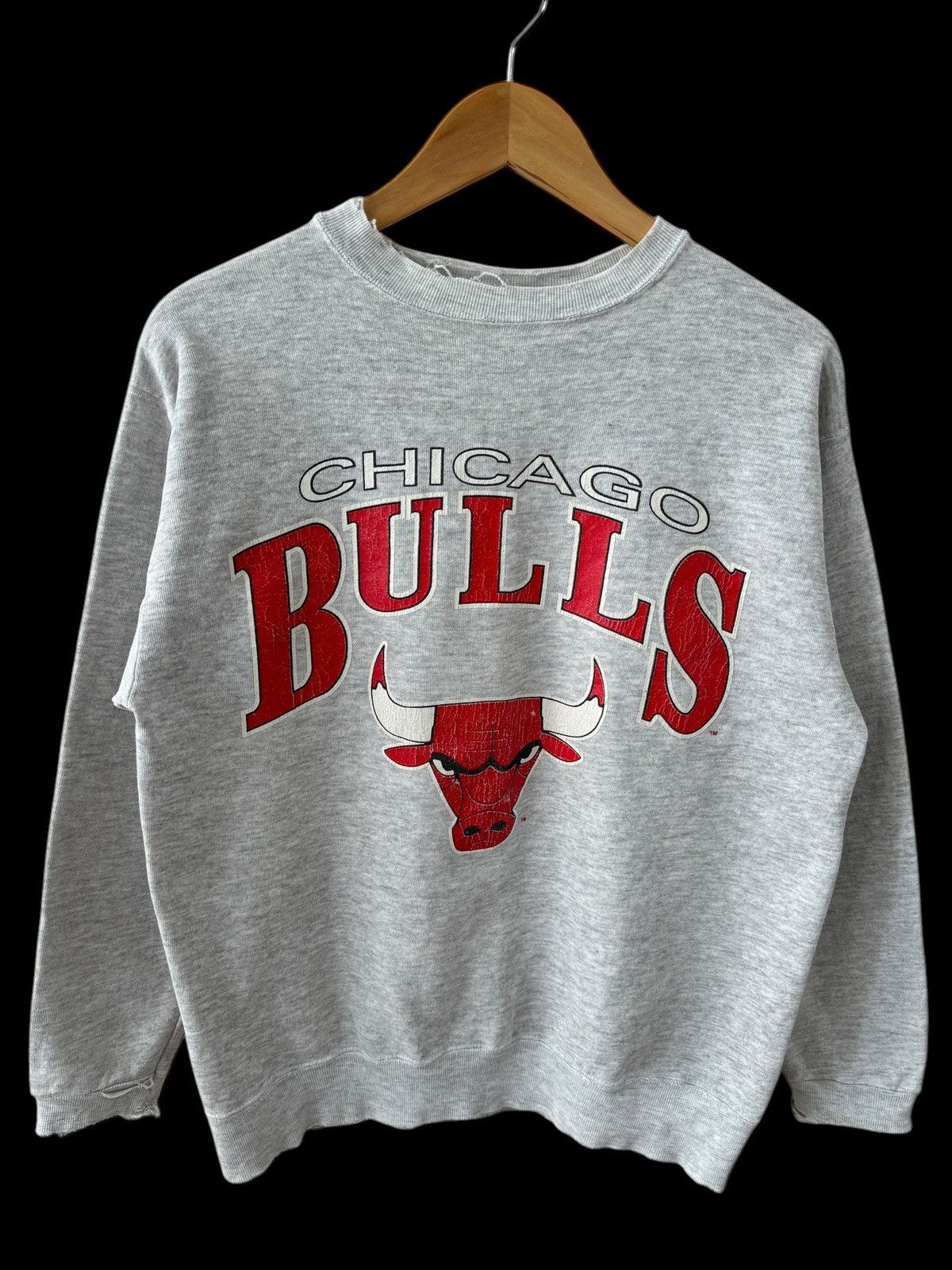 NBA × Vintage Vintage Jostens Chicago Bulls NBA Worn Sweatshirt Size US M / EU 48-50 / 2 - 2 Thumbnail