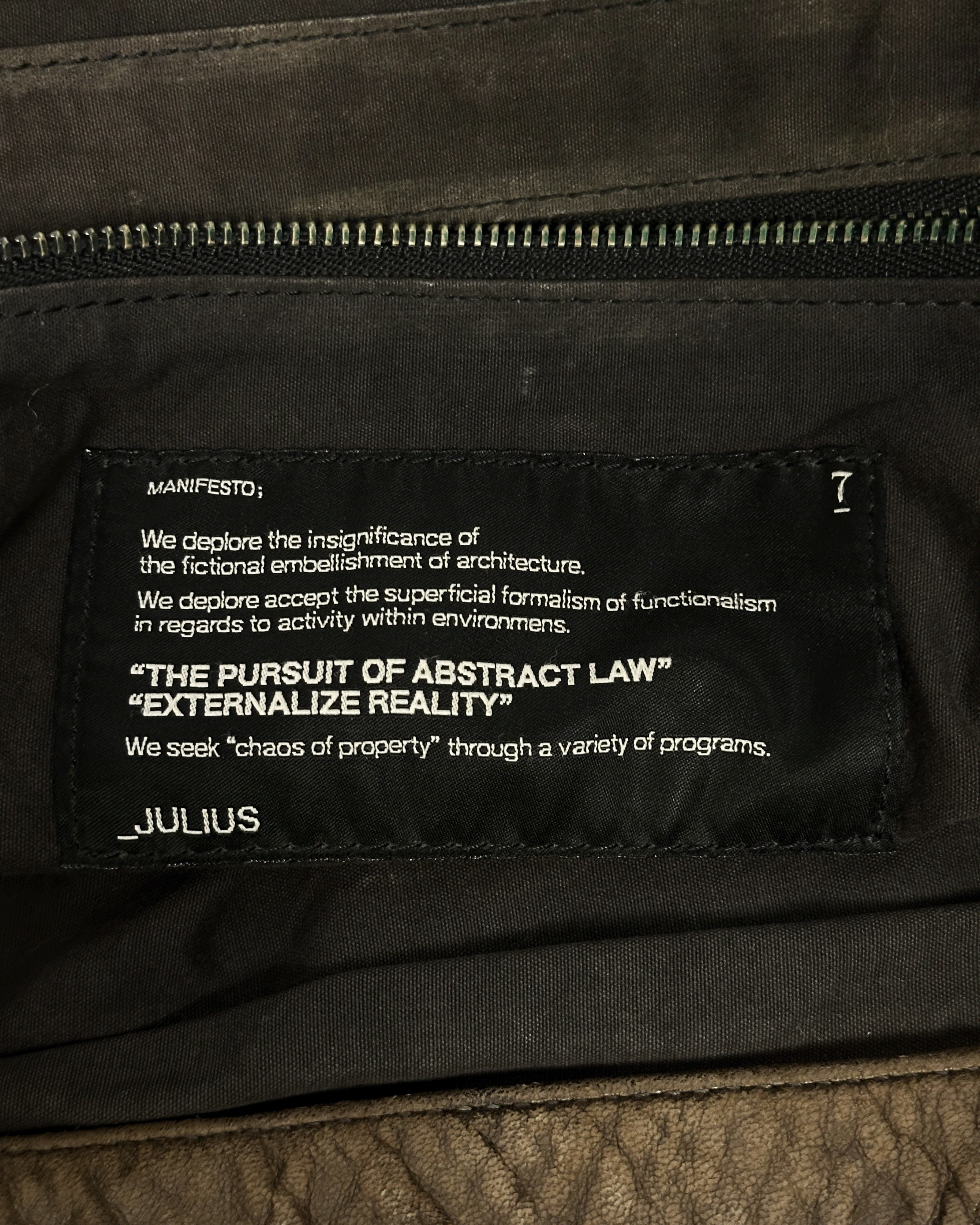 Julius Julius Leather Gas Mask Crossbody Messenger Bag Size ONE SIZE - 10 Thumbnail