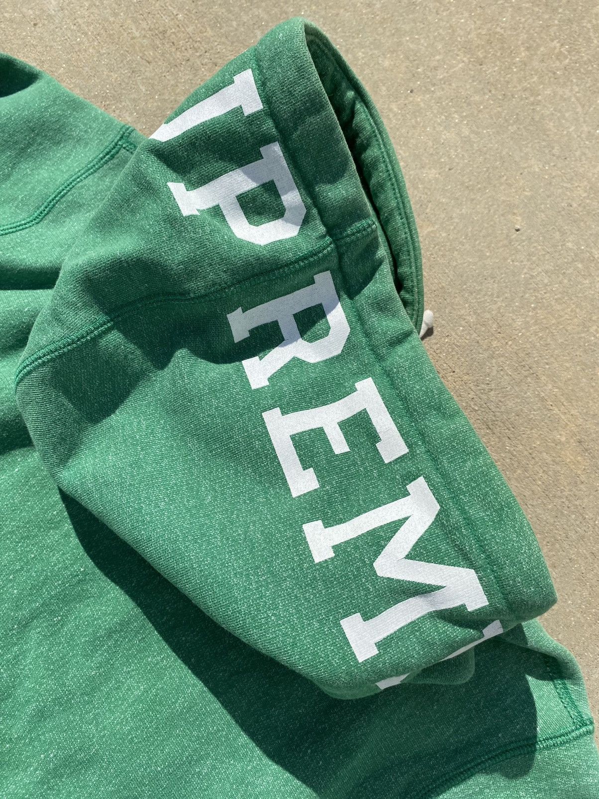 Supreme × Vintage Supreme 2010 College Logo Hoodie Size US M / EU 48-50 / 2 - 8 Thumbnail