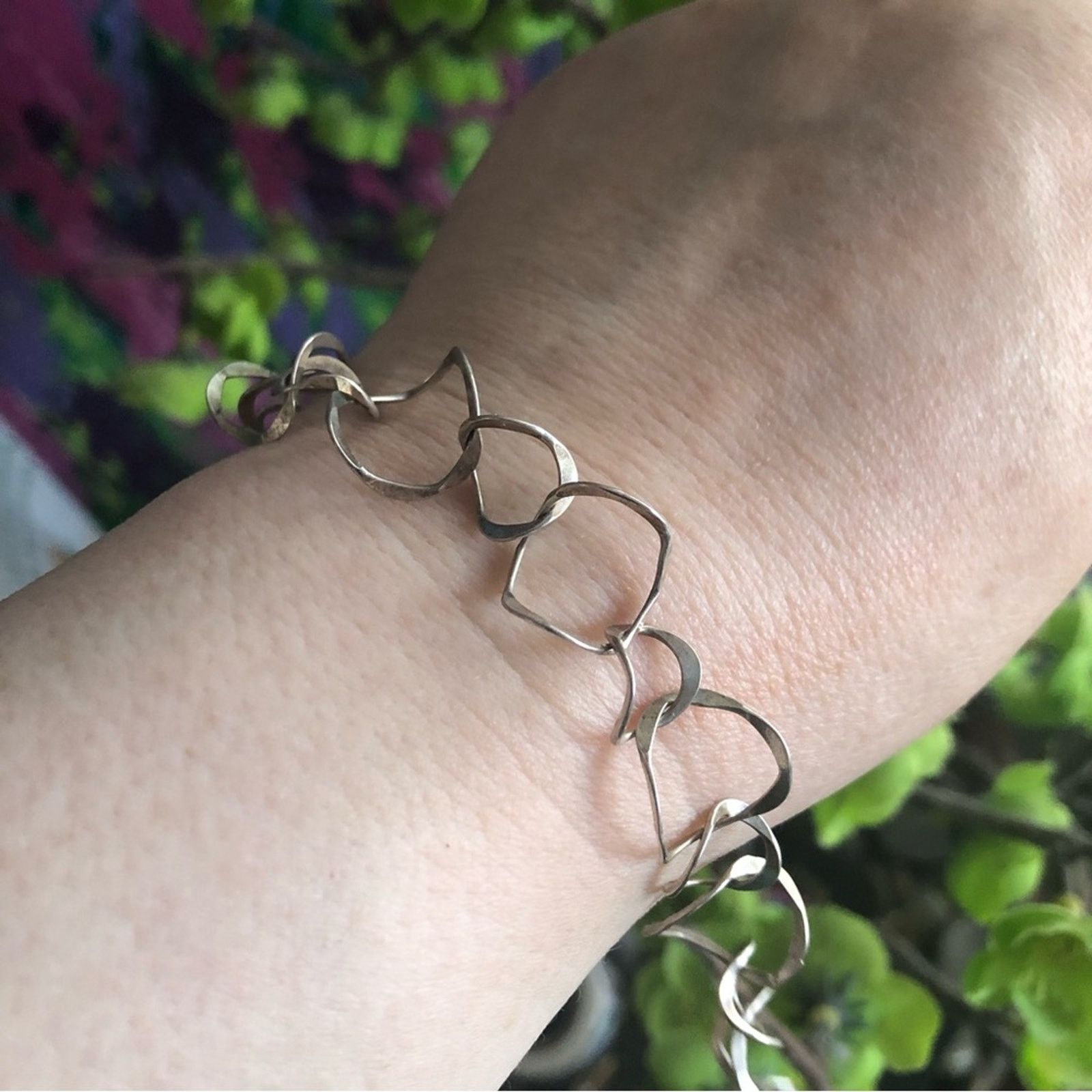 Handmade Handcrafted lightweight hammered recycled link bracelet Size ONE SIZE - 1 Thumbnail